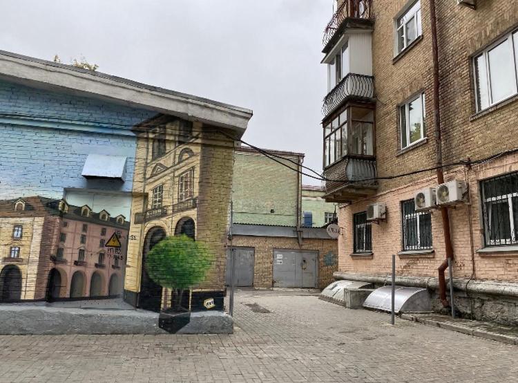 Хостел Арарат Саксаганського 131 Hostel Saksahanskogo 131 view 5