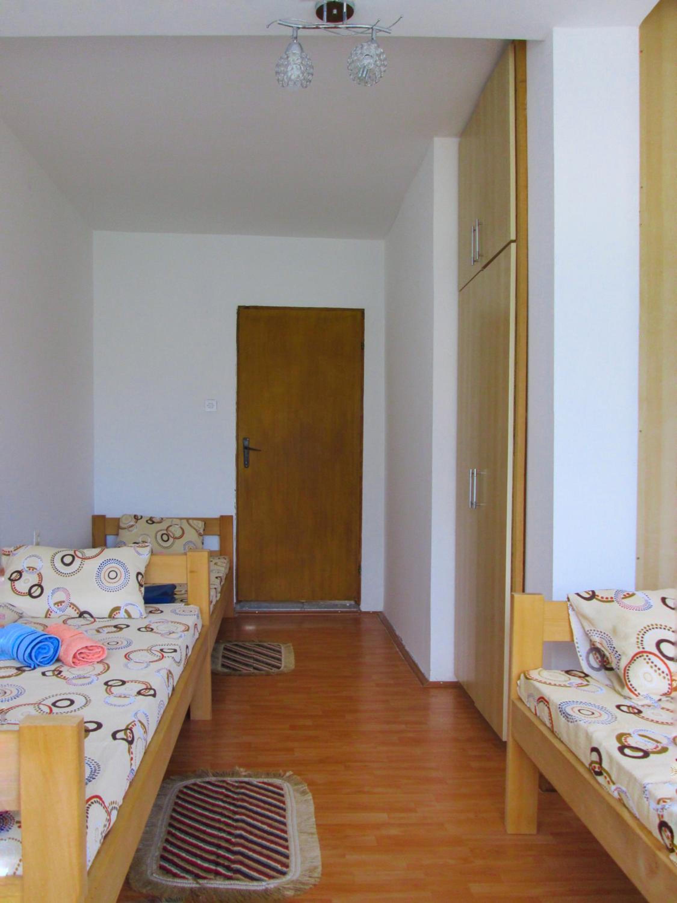Photo 48