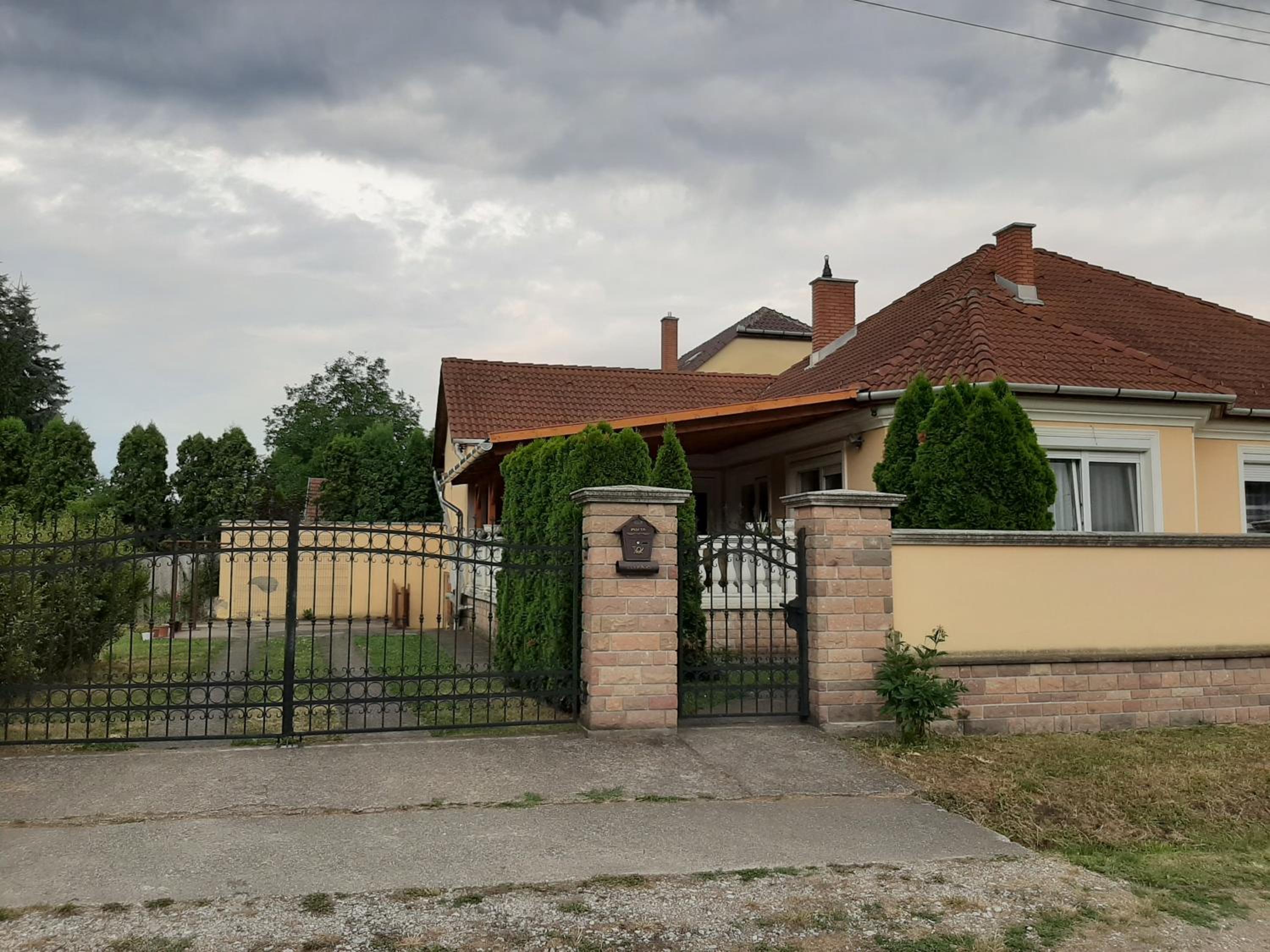 Zoli Vendégház