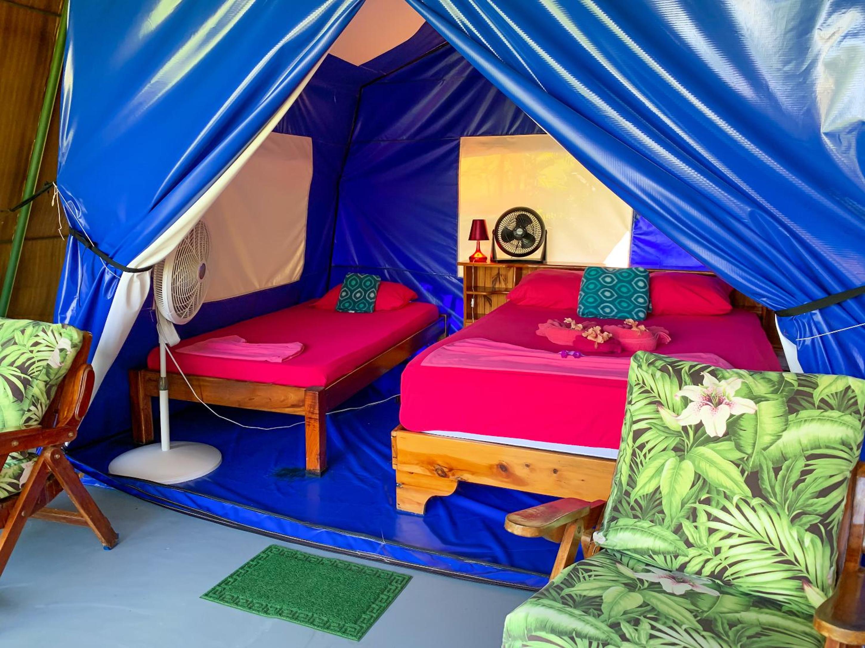Las Caletas Lodge