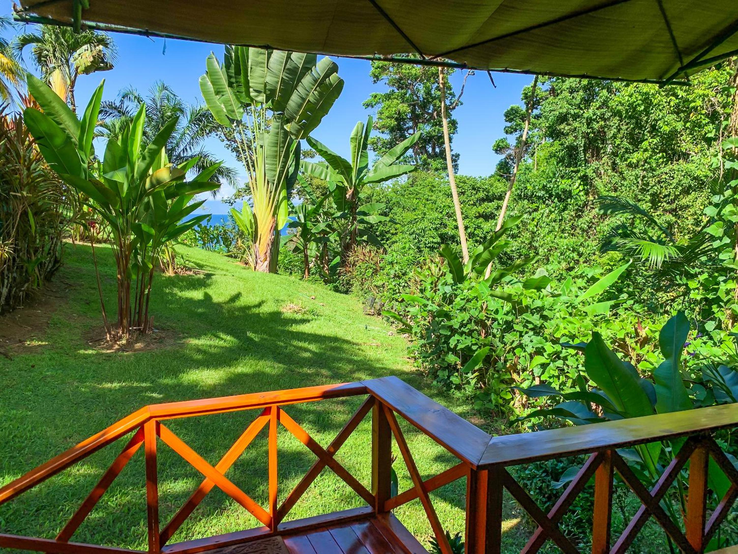 Las Caletas Lodge