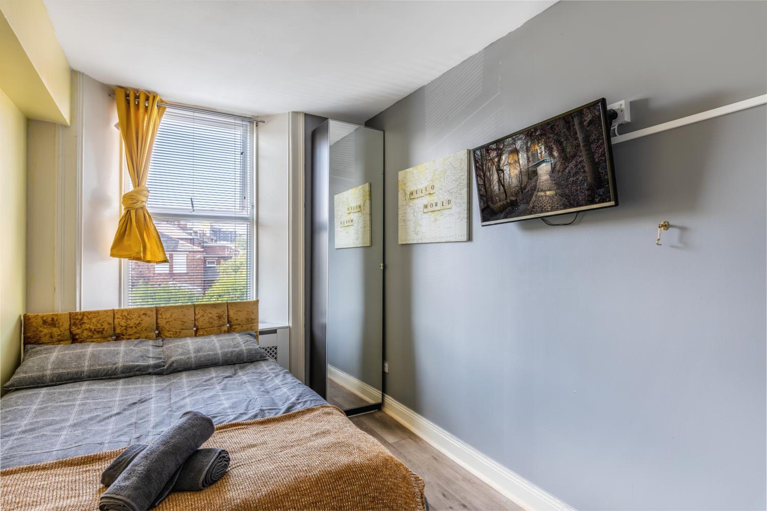 CITY CENTRE en-suite rooms view 5