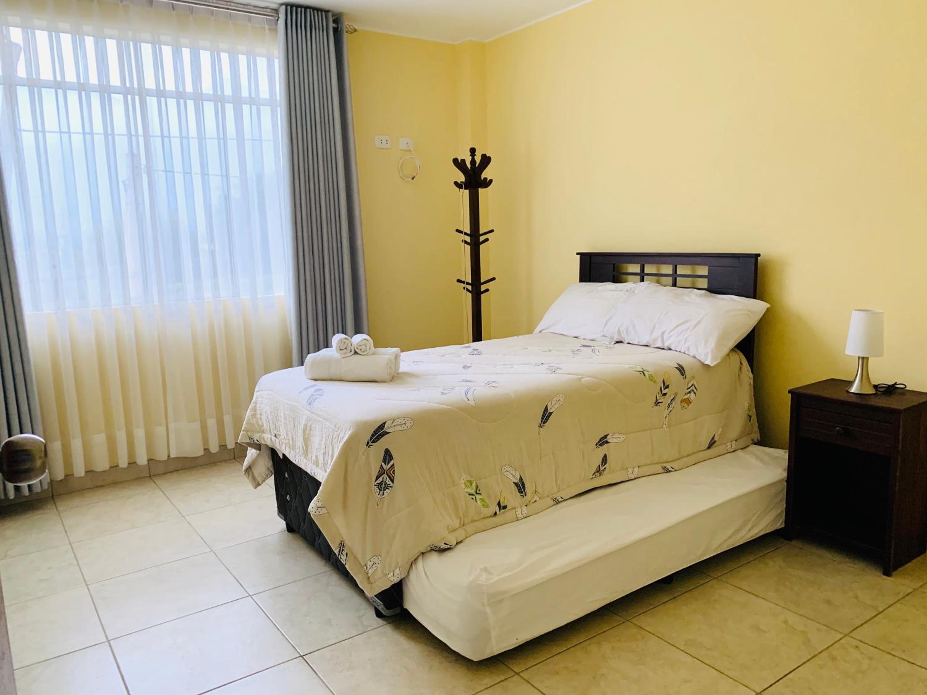 LA CASA BLANCA view 3