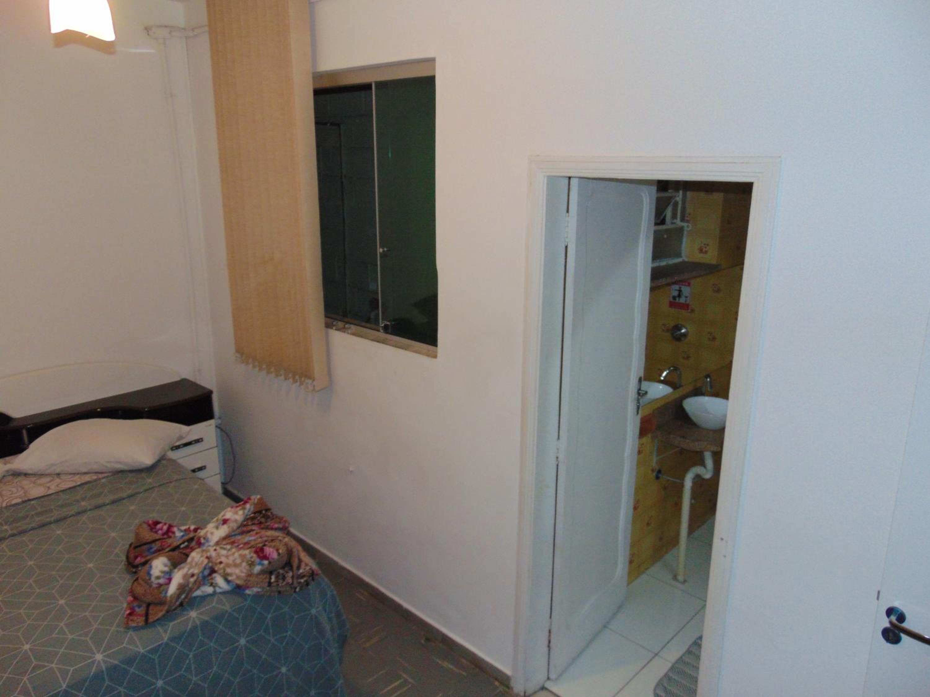 Wally's House Hostel