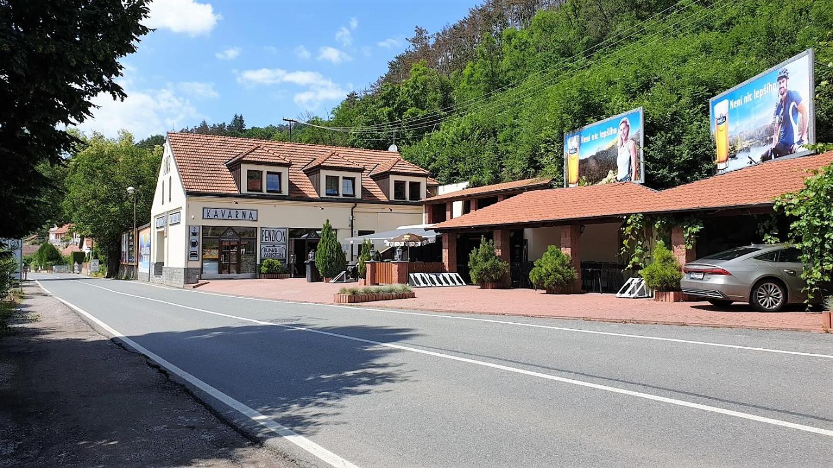 Hotel Bunkr Karlštejn - Image 1