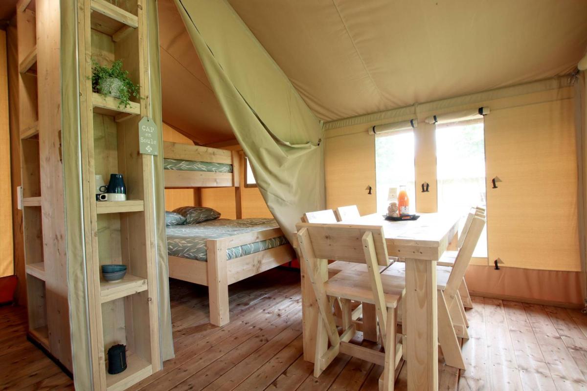 TENTE SAFARI Lodge FERME CARRIQUE view 2