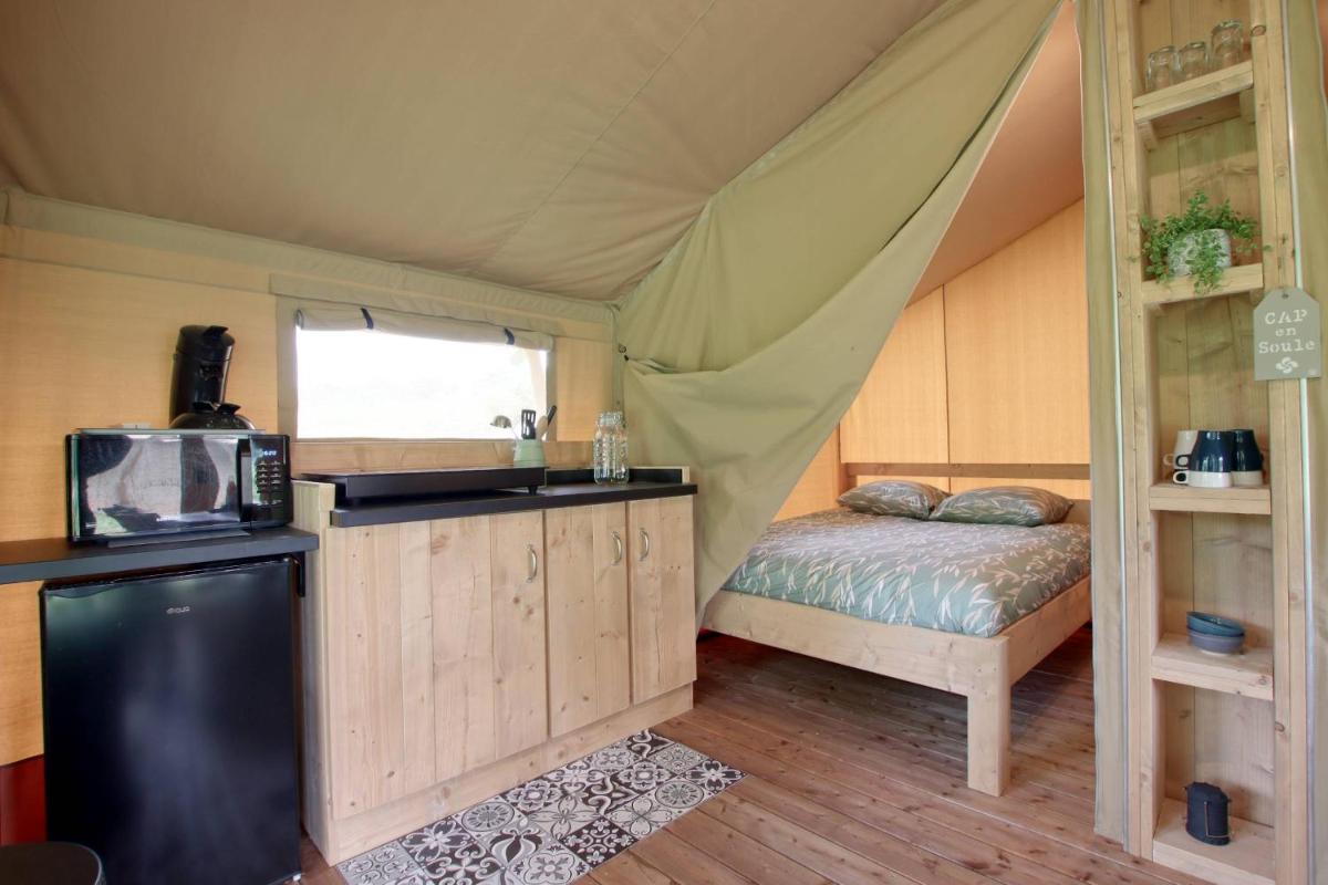 TENTE SAFARI Lodge FERME CARRIQUE view 5
