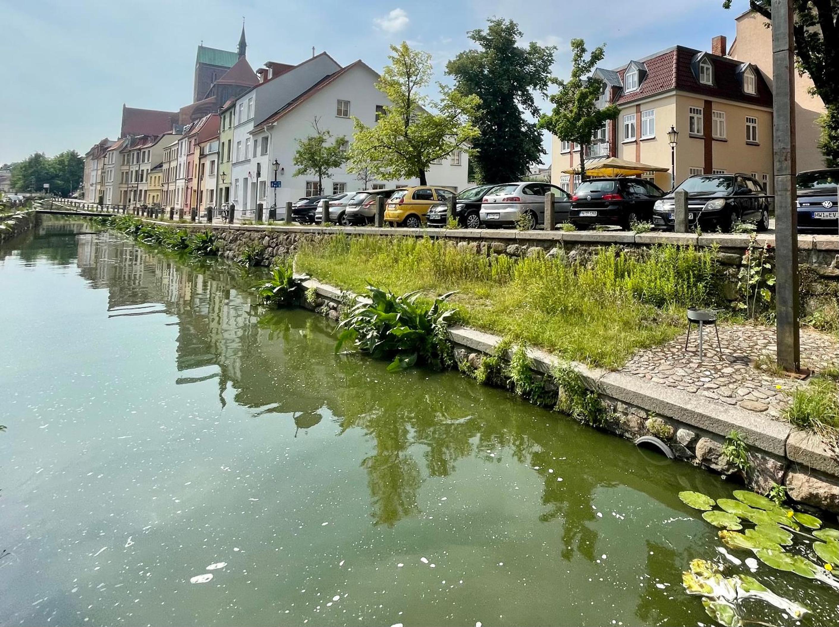 Kutscher's Ostsee FeWo - kostenlos Parken