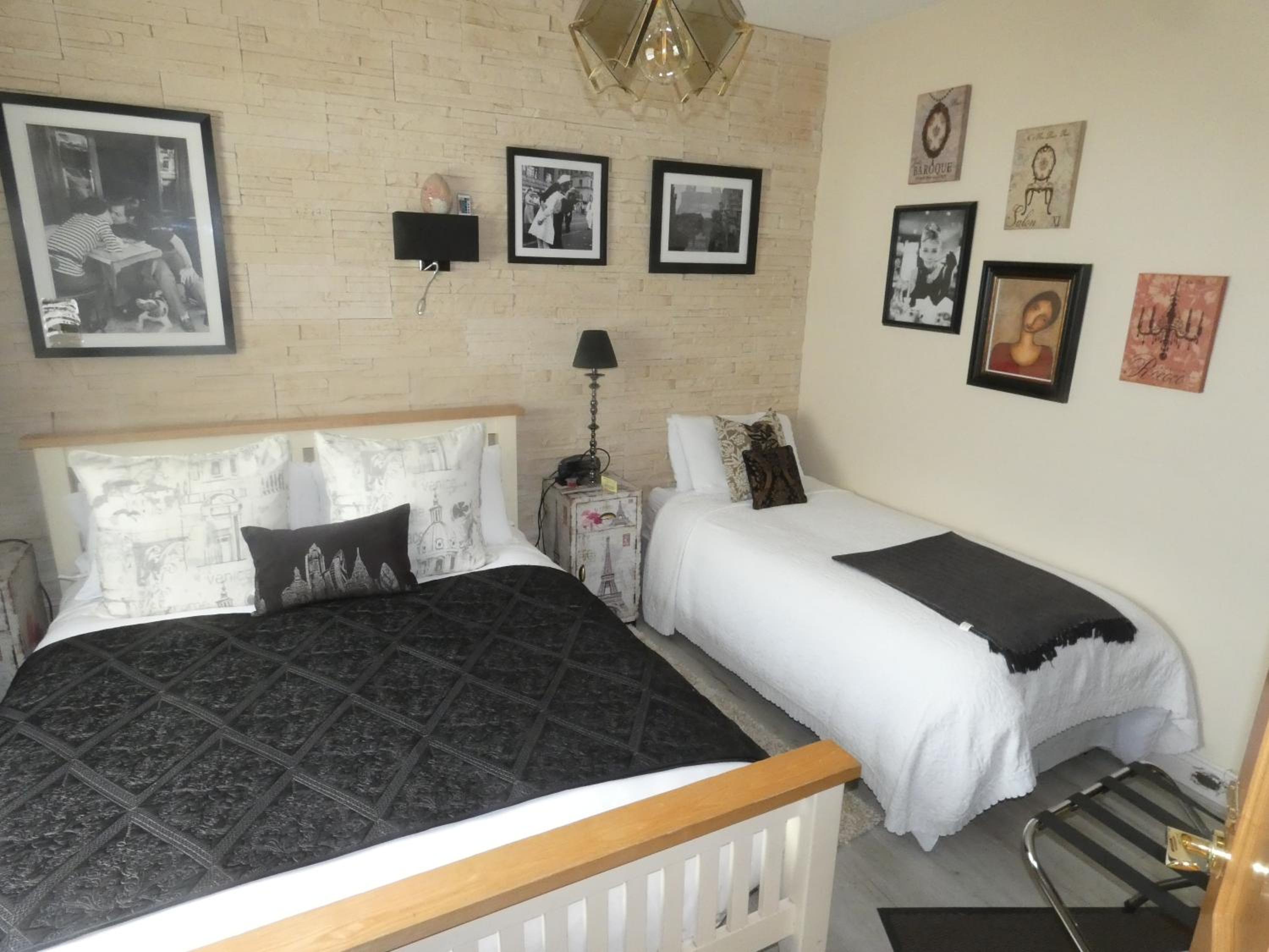 Bunratty Castle Mews B&B view 3