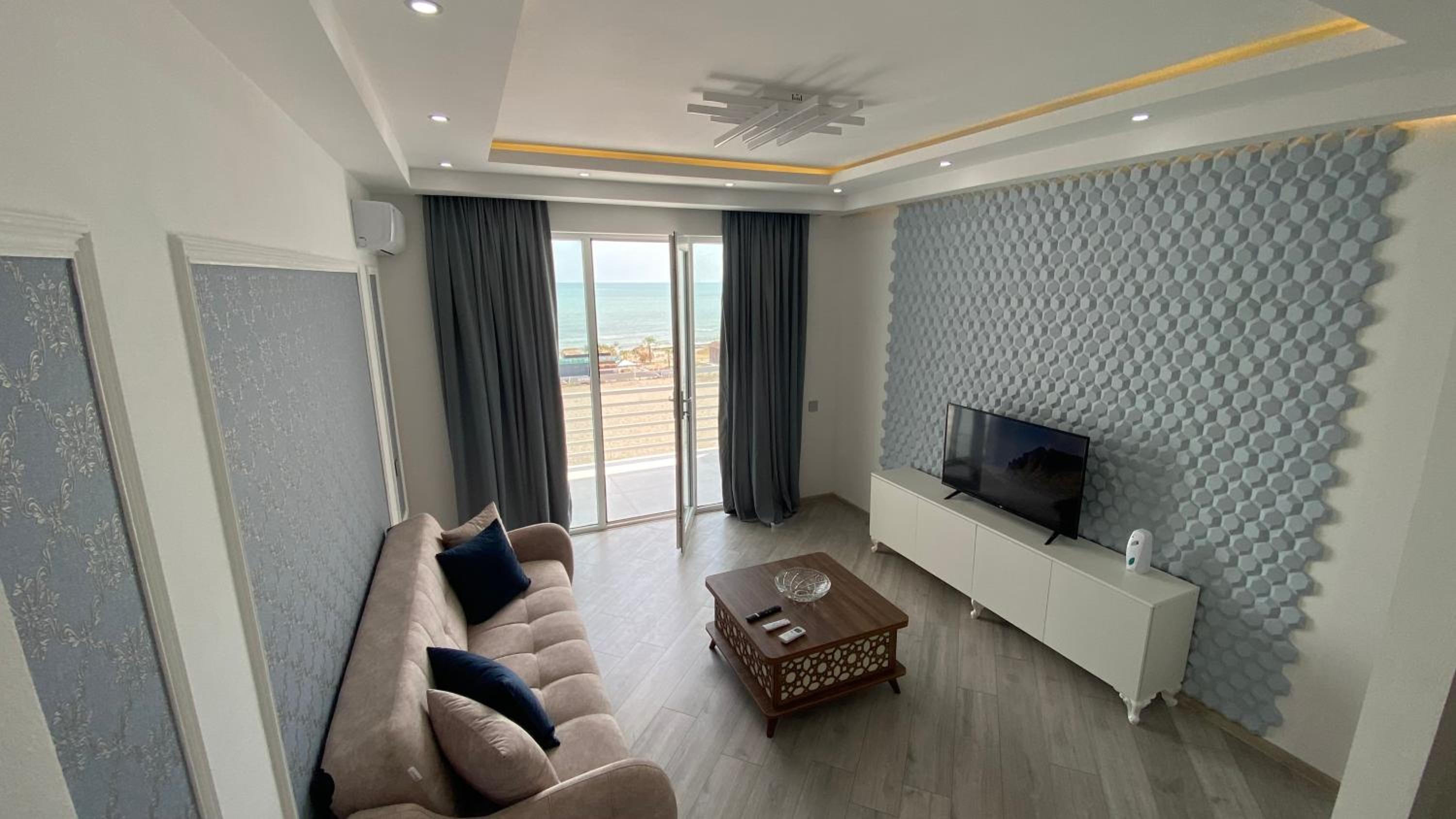 Astara Room