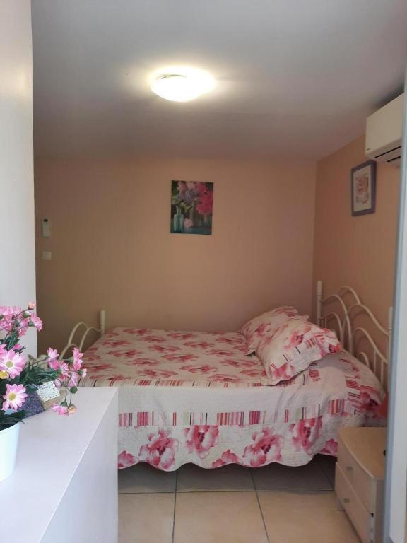 CHAMBRE LEUCATE VILLAGE view 3