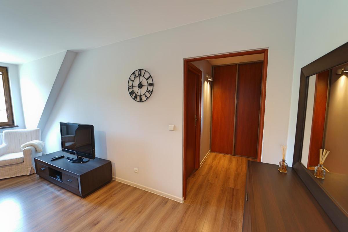 Apartamenty EverySky - Boczna view 2