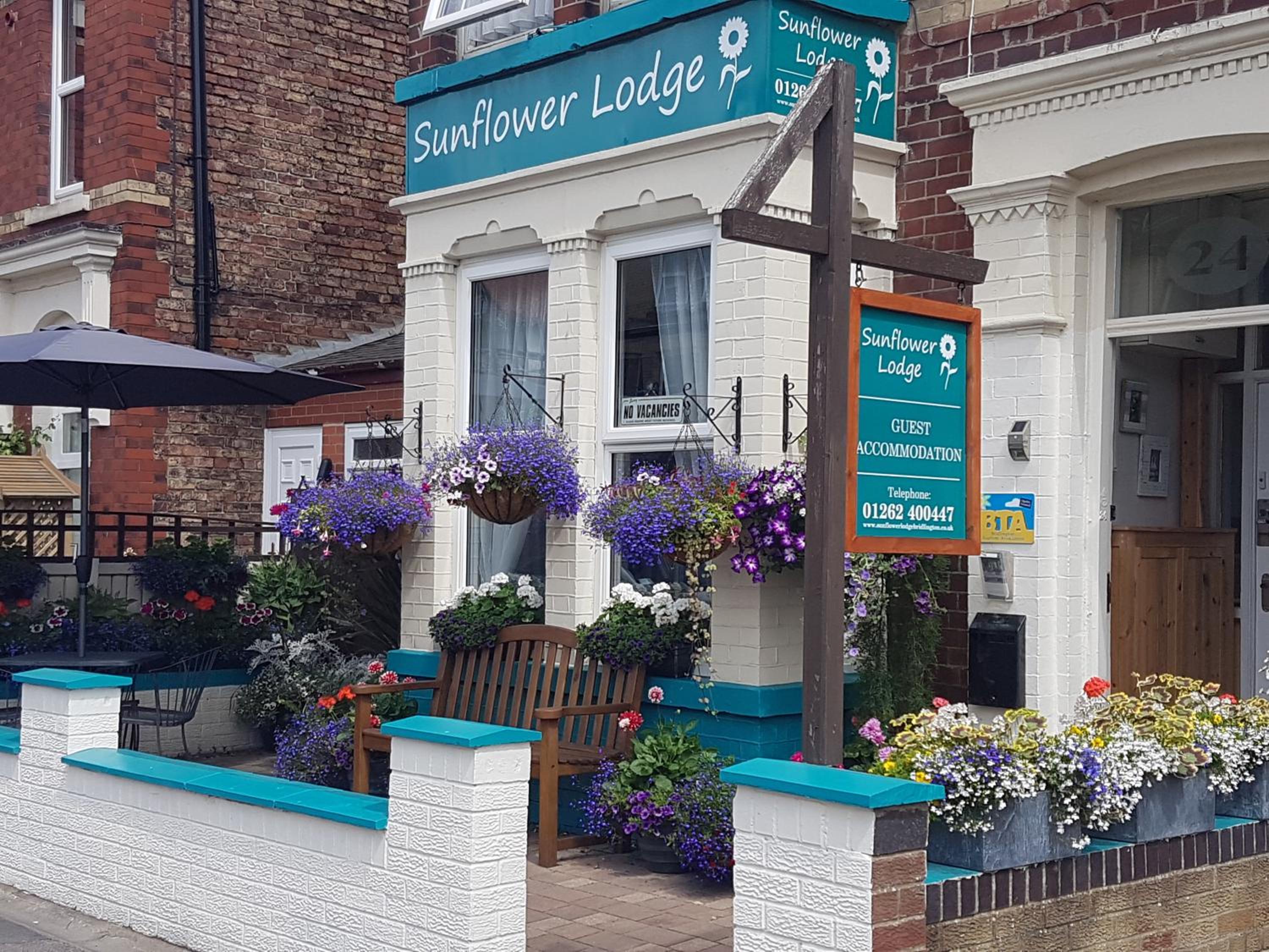 Sunflower Lodge
