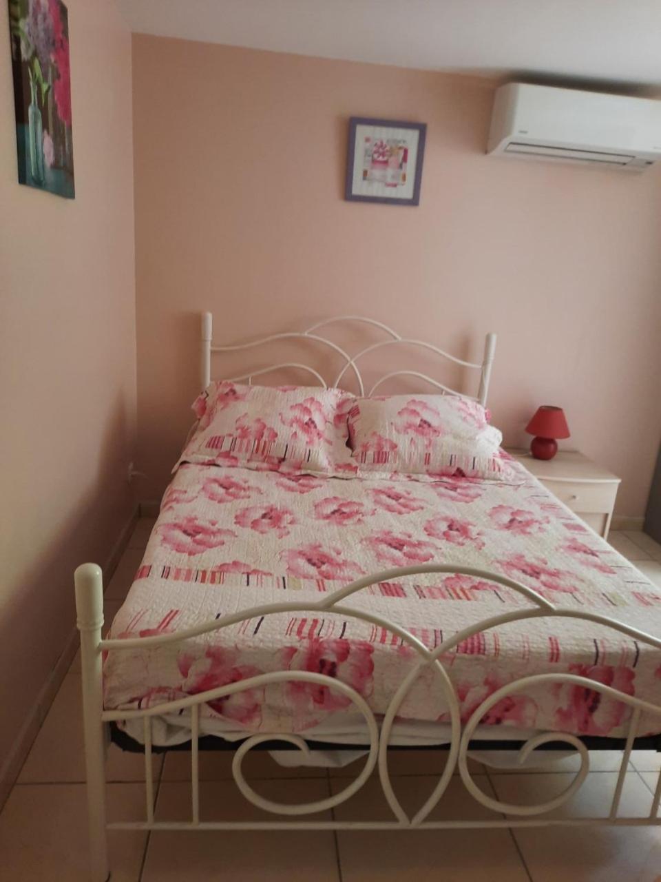 CHAMBRE LEUCATE VILLAGE view 2