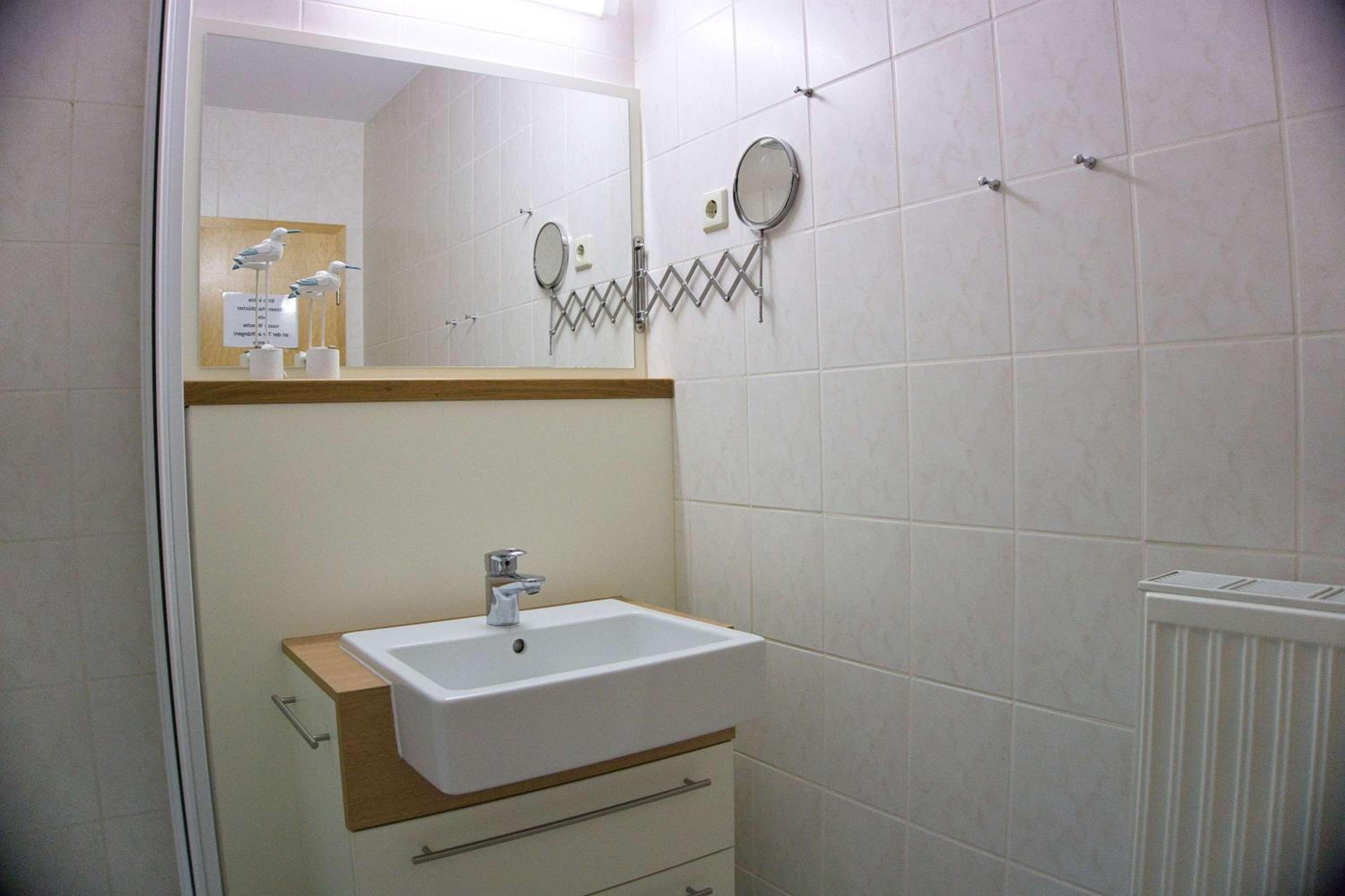 Haus Blick zur See Ferienwohnung 12 mit Sauna- und Schwimmbadnutzung im AHOI Sellin