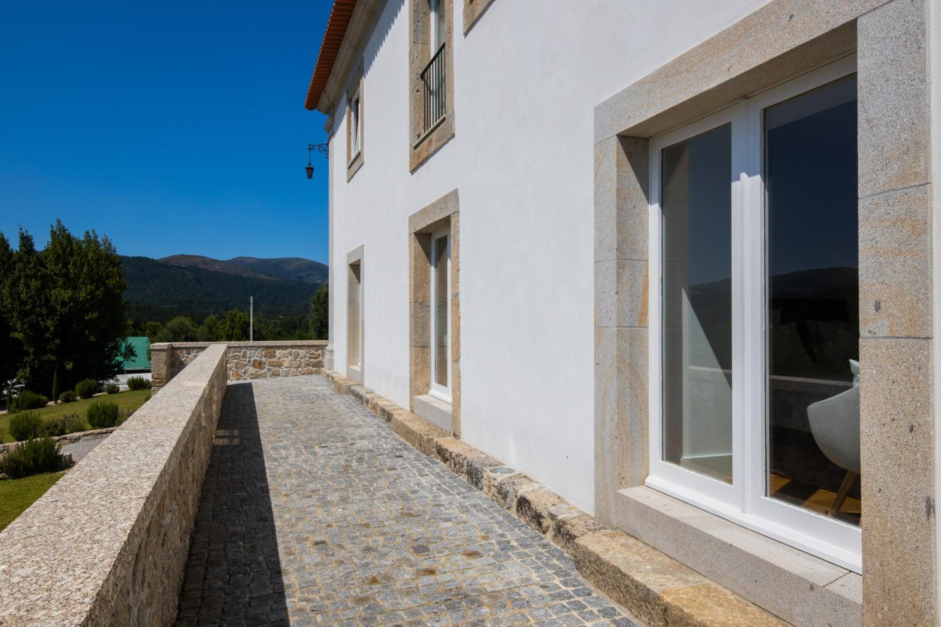 Linden Tree House A and B