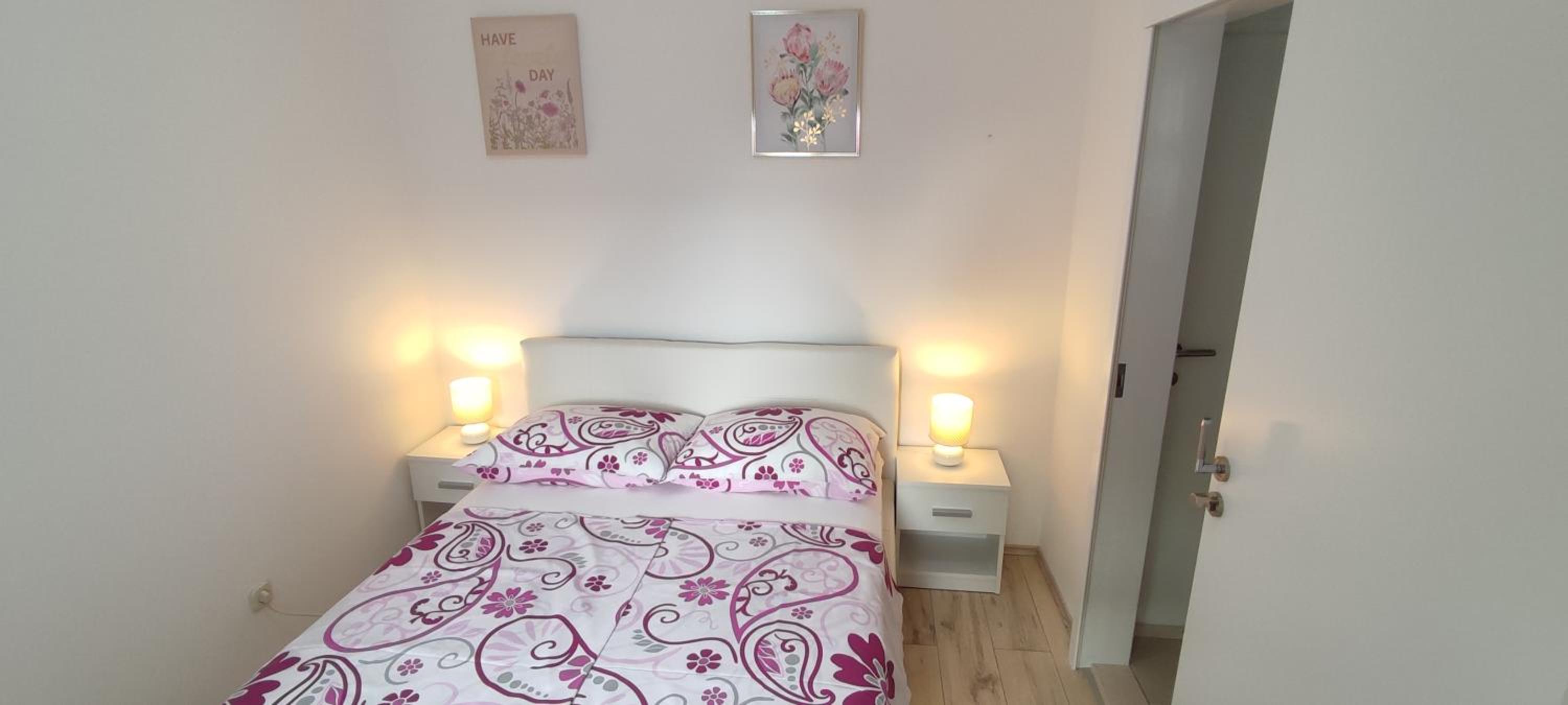 Apartment Ela