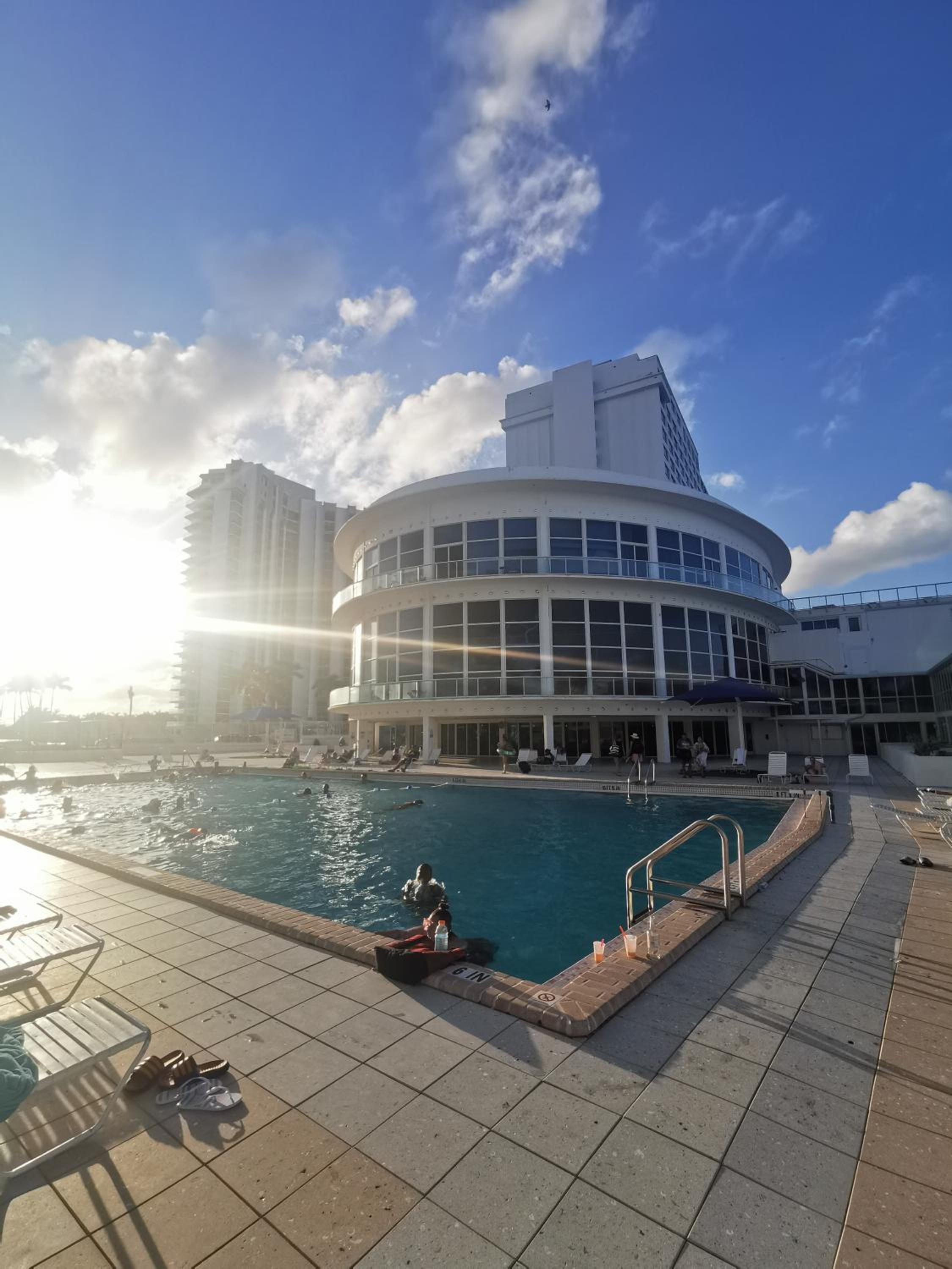 New Point Miami Beach Apartments