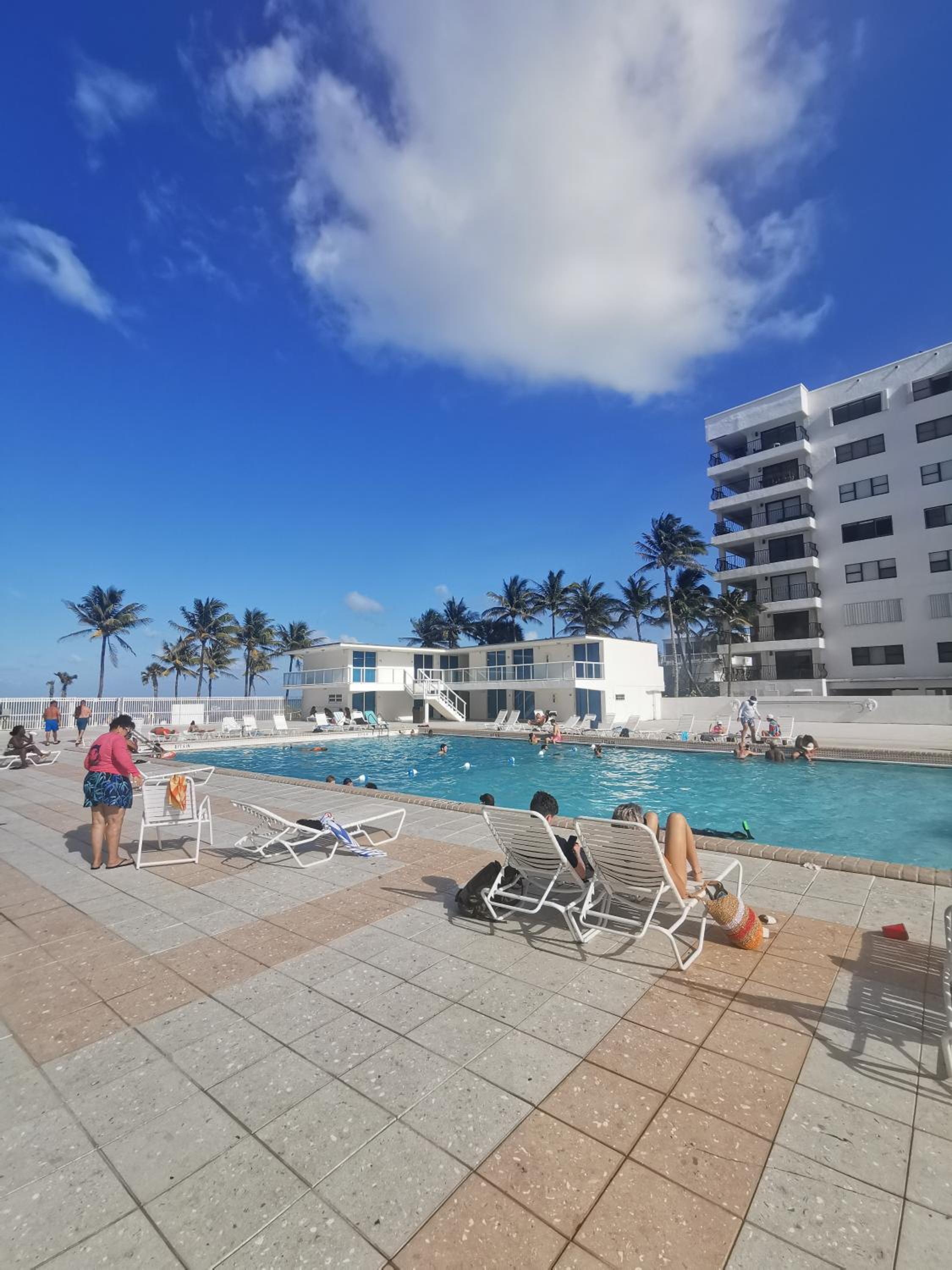 New Point Miami Beach Apartments