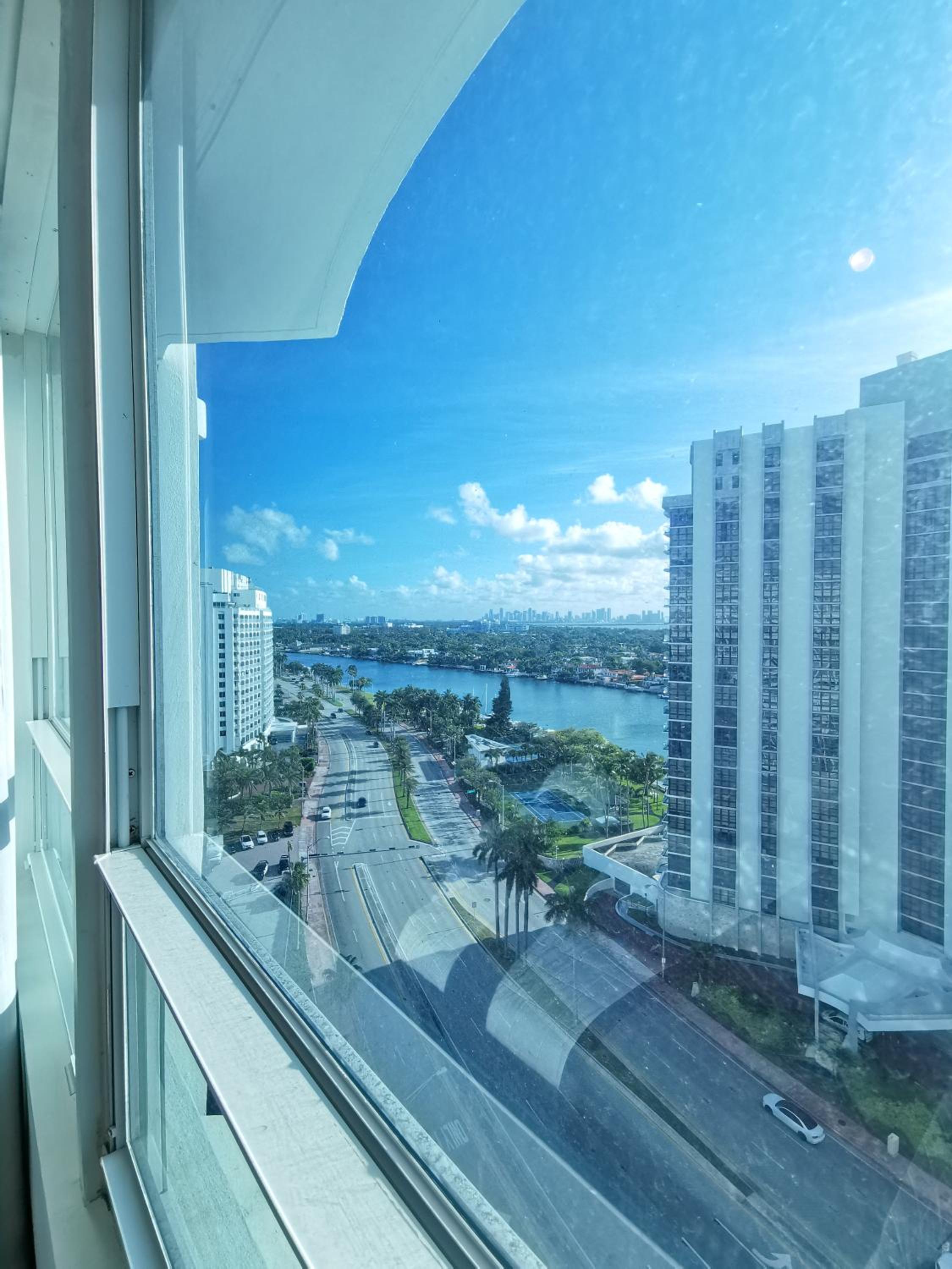 New Point Miami Beach Apartments