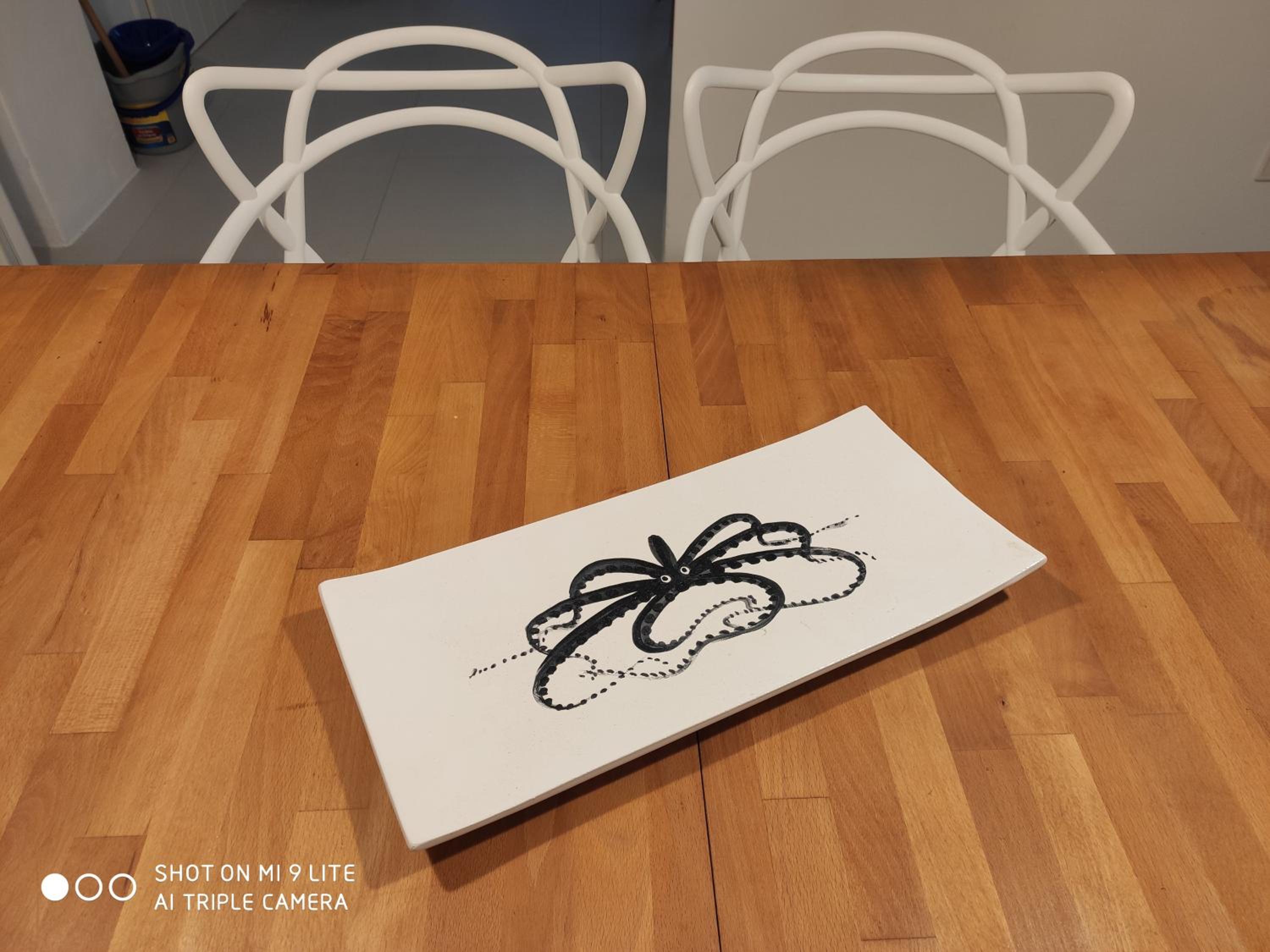 White cycladic town house with sea vew