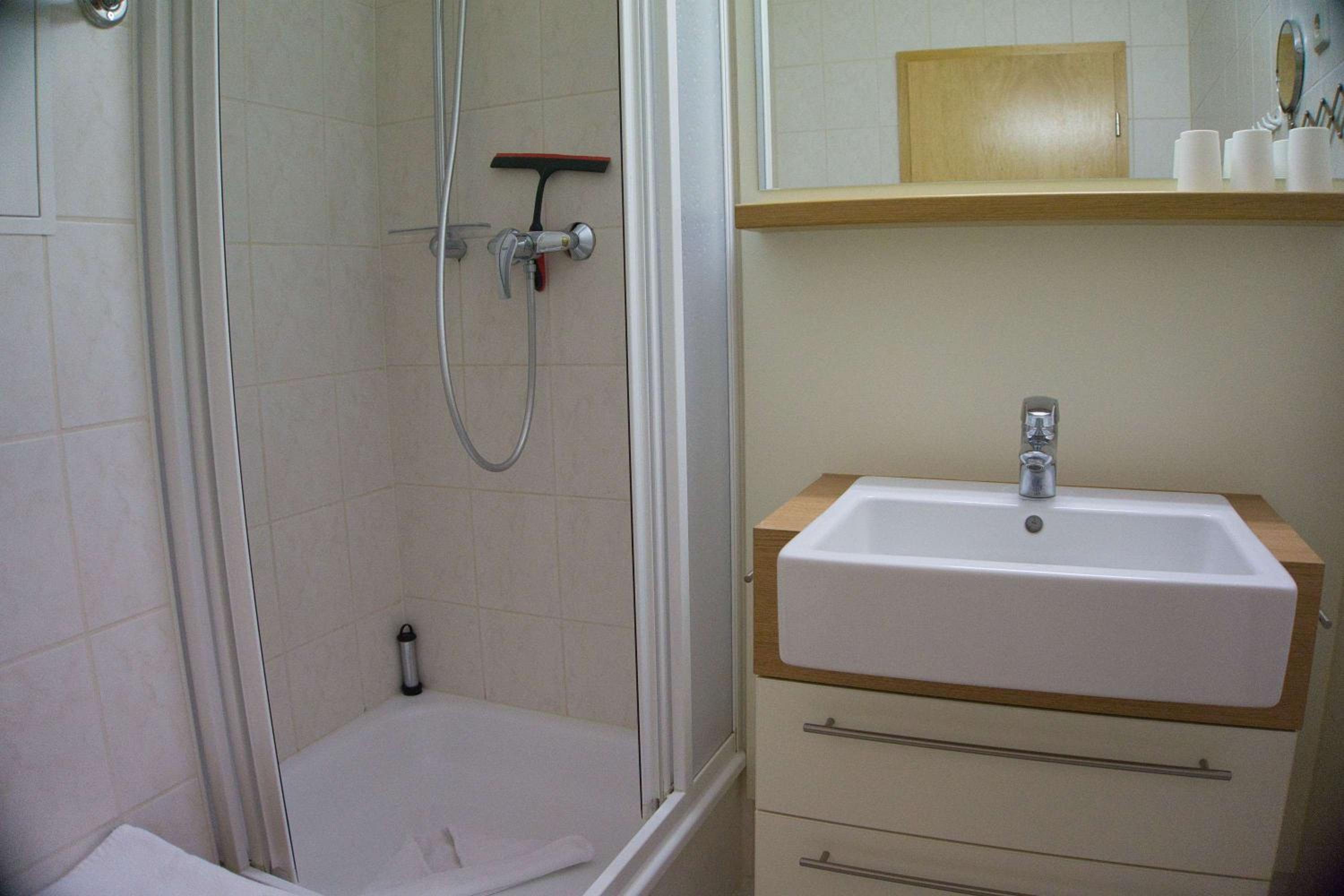 Haus Blick zur See Ferienwohnung 03 - mit Sauna- und Schwimmbadnutzung im AHOI Sellin