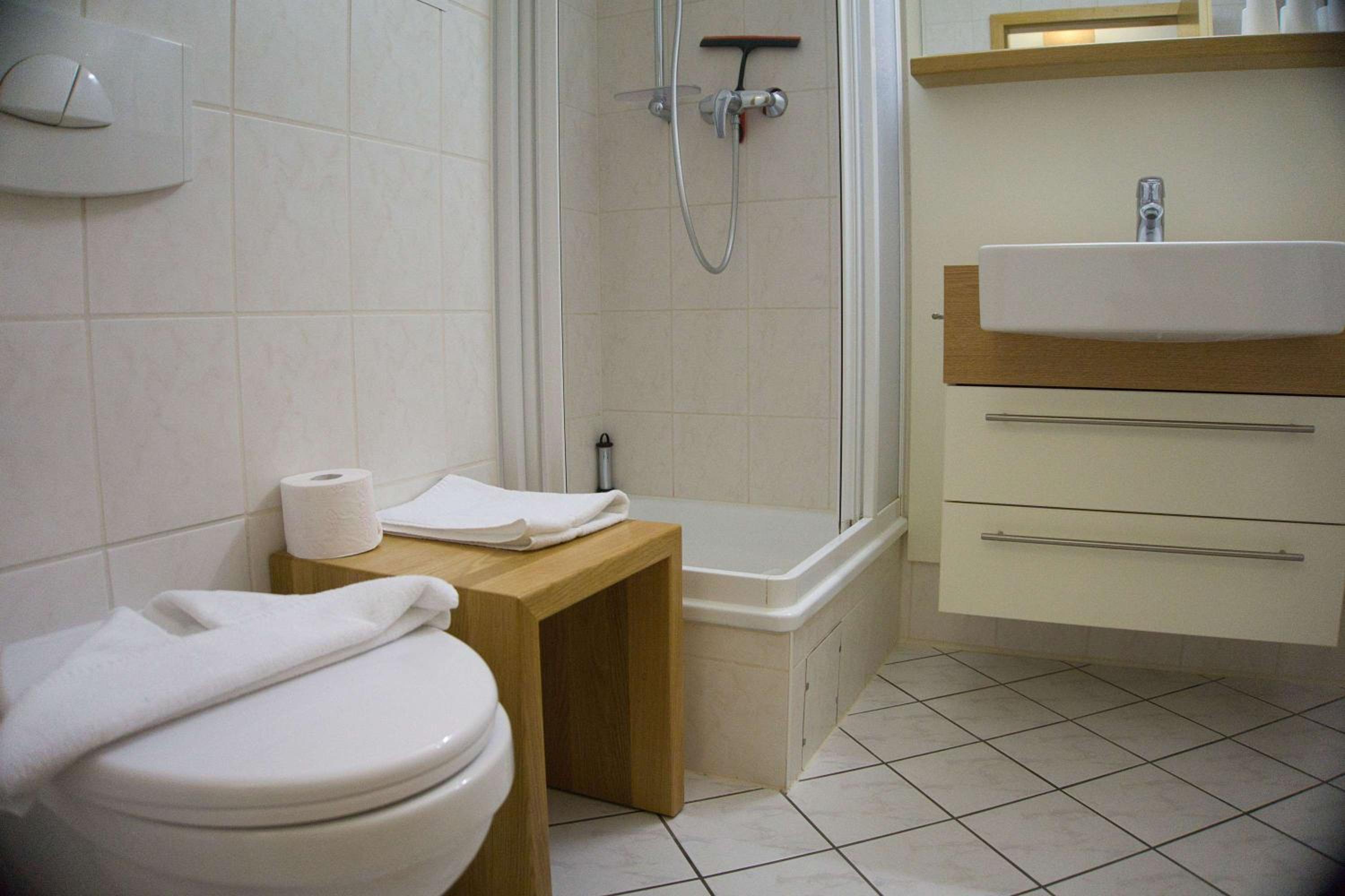 Haus Blick zur See Ferienwohnung 03 - mit Sauna- und Schwimmbadnutzung im AHOI Sellin