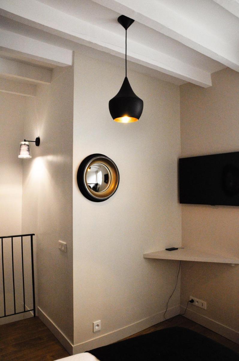 Duplex de charme au Coeur de Montmartre