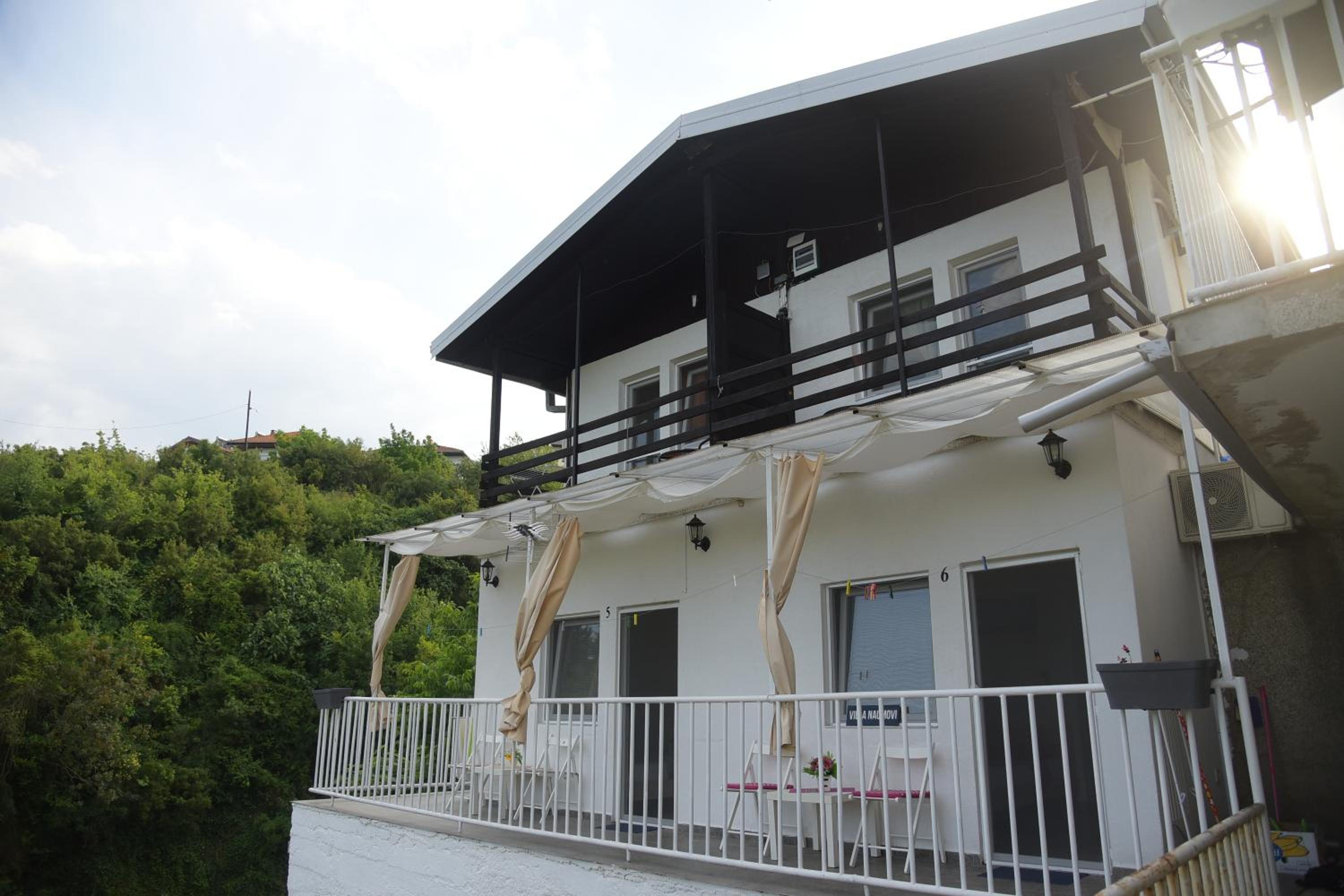 Apartments Villa Naumovi view 2