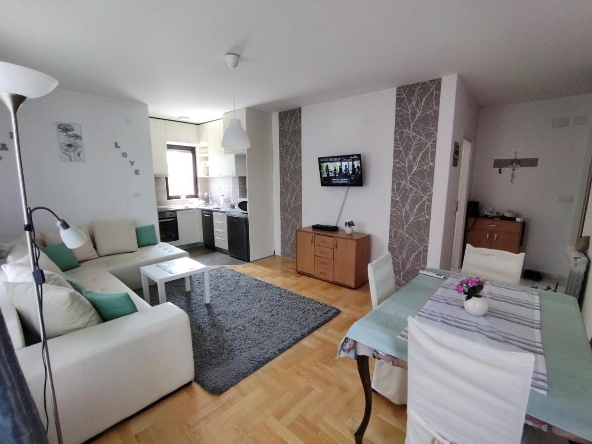 Apartman GANA Altina LUX view 3