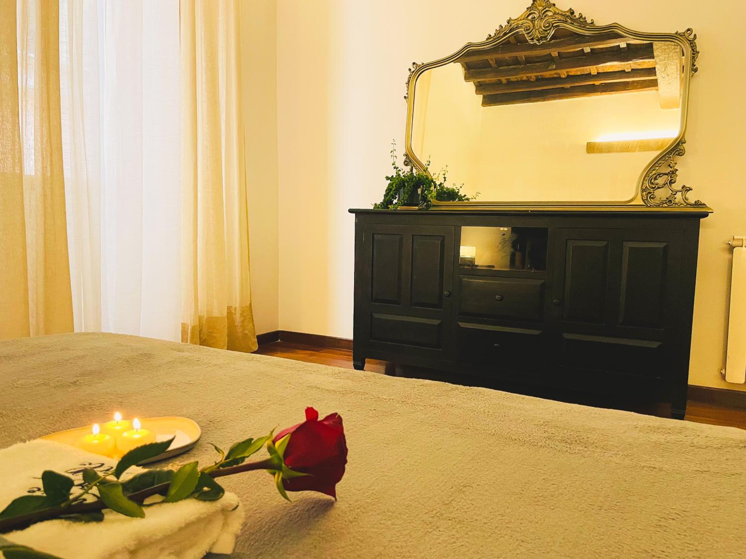 Trevi Fountain Luxury Guest House