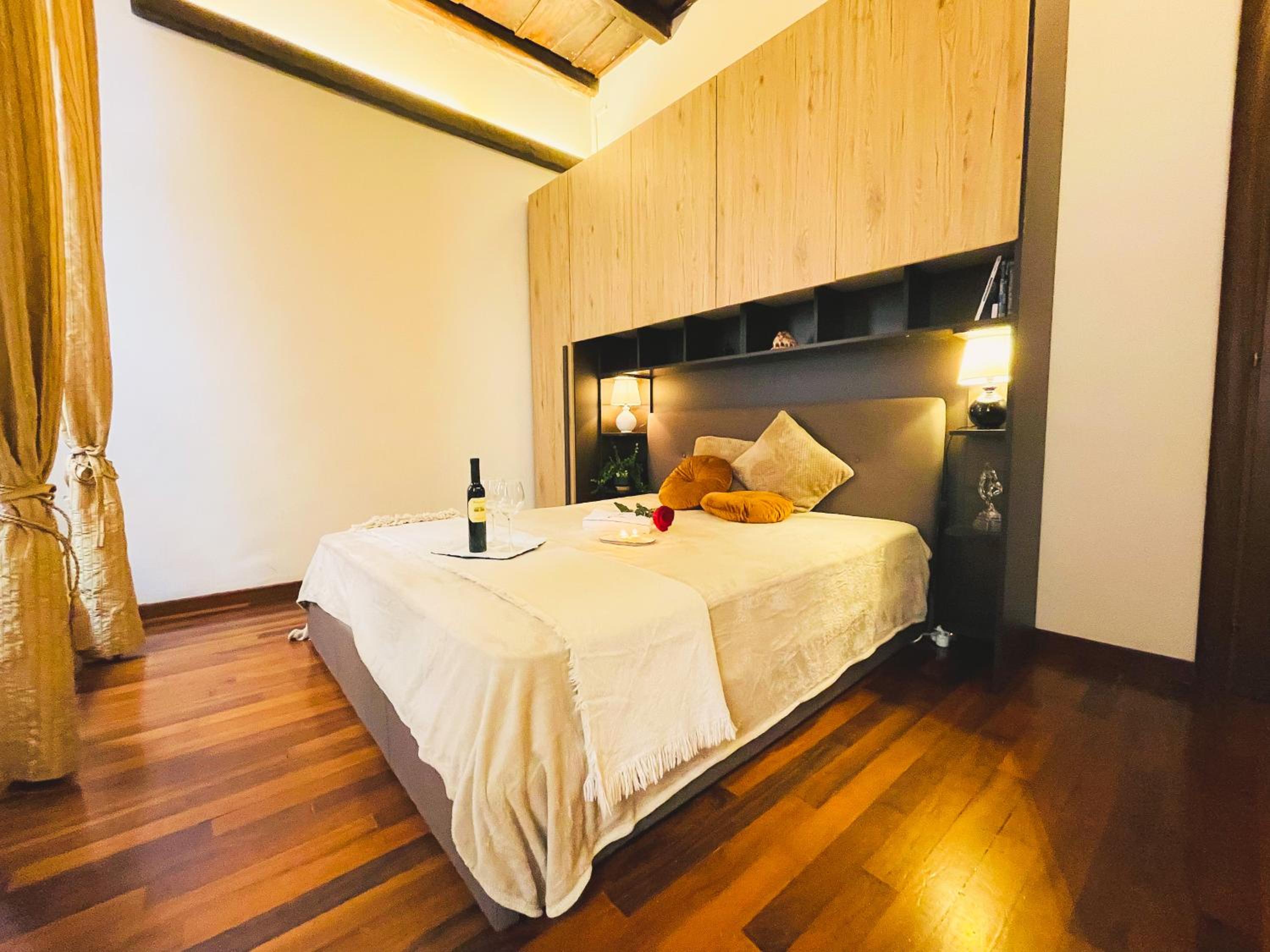 Trevi Fountain Luxury Guest House