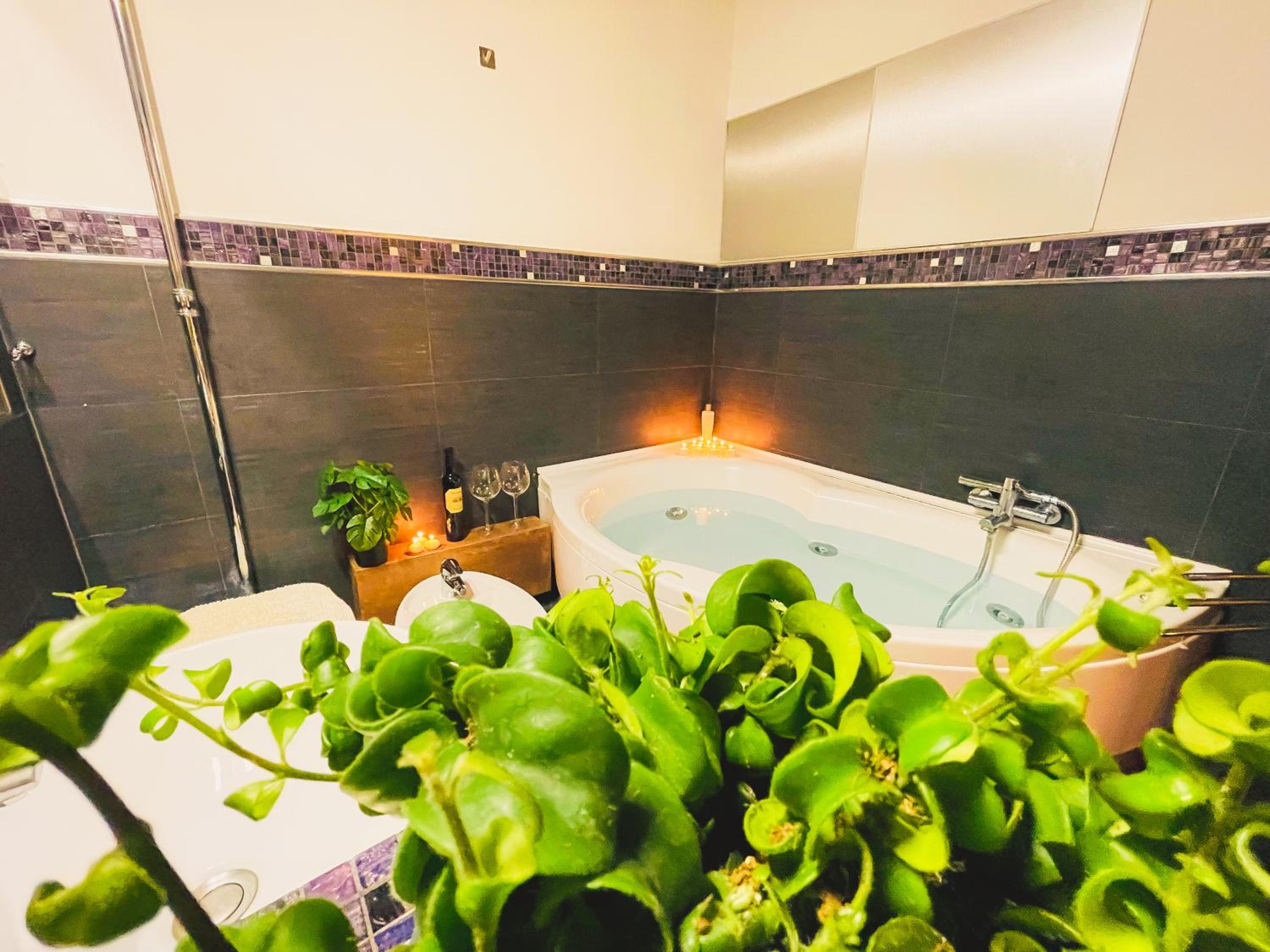 Trevi Fountain Luxury Guest House