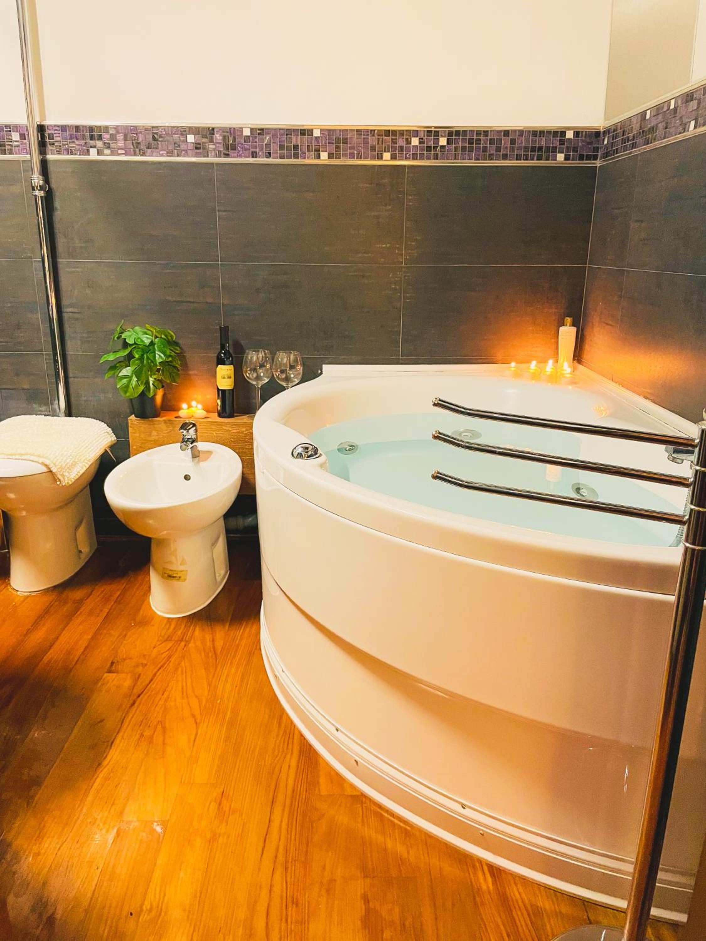 Trevi Fountain Luxury Guest House