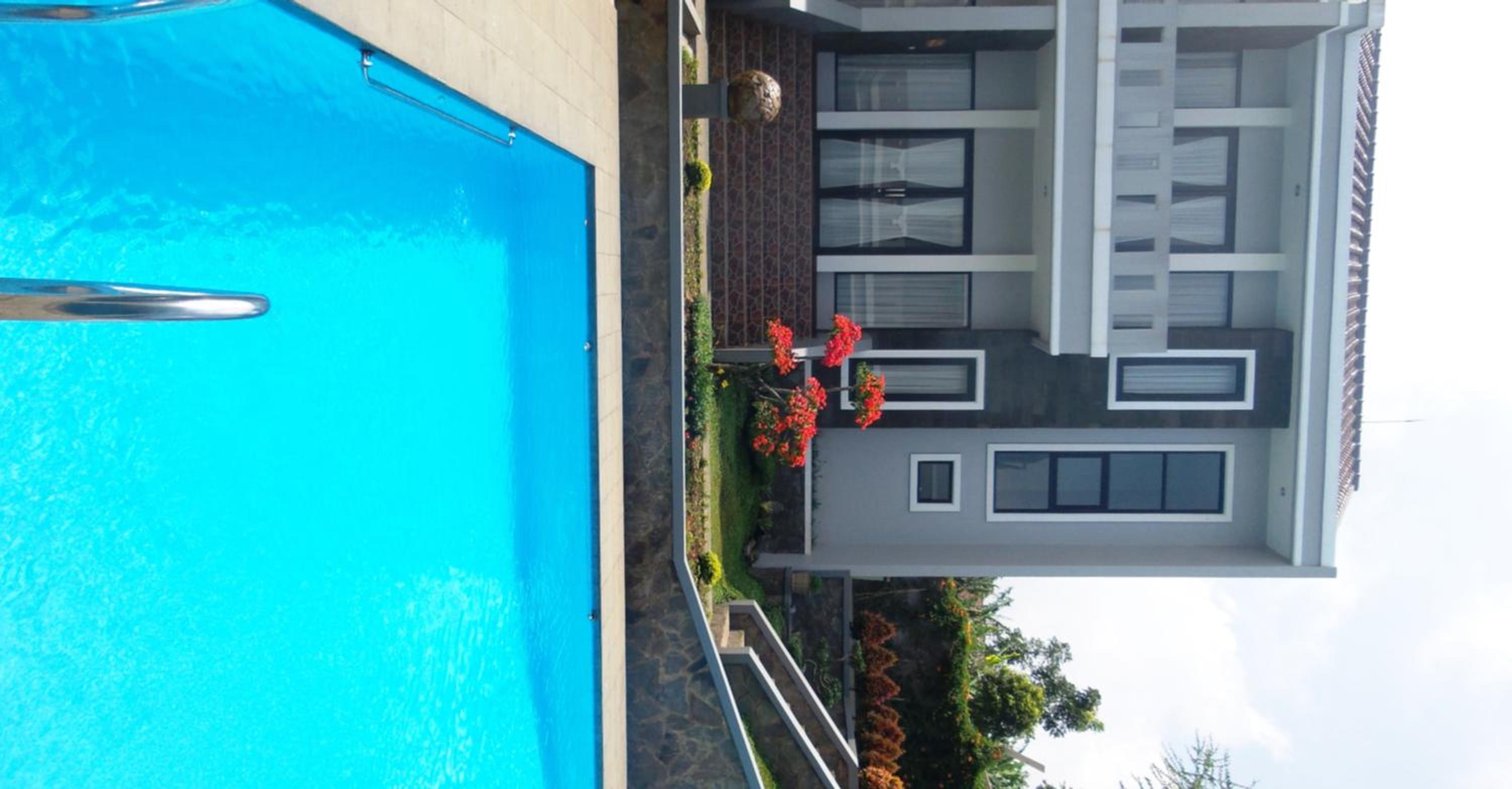 Osmond Villa Resort