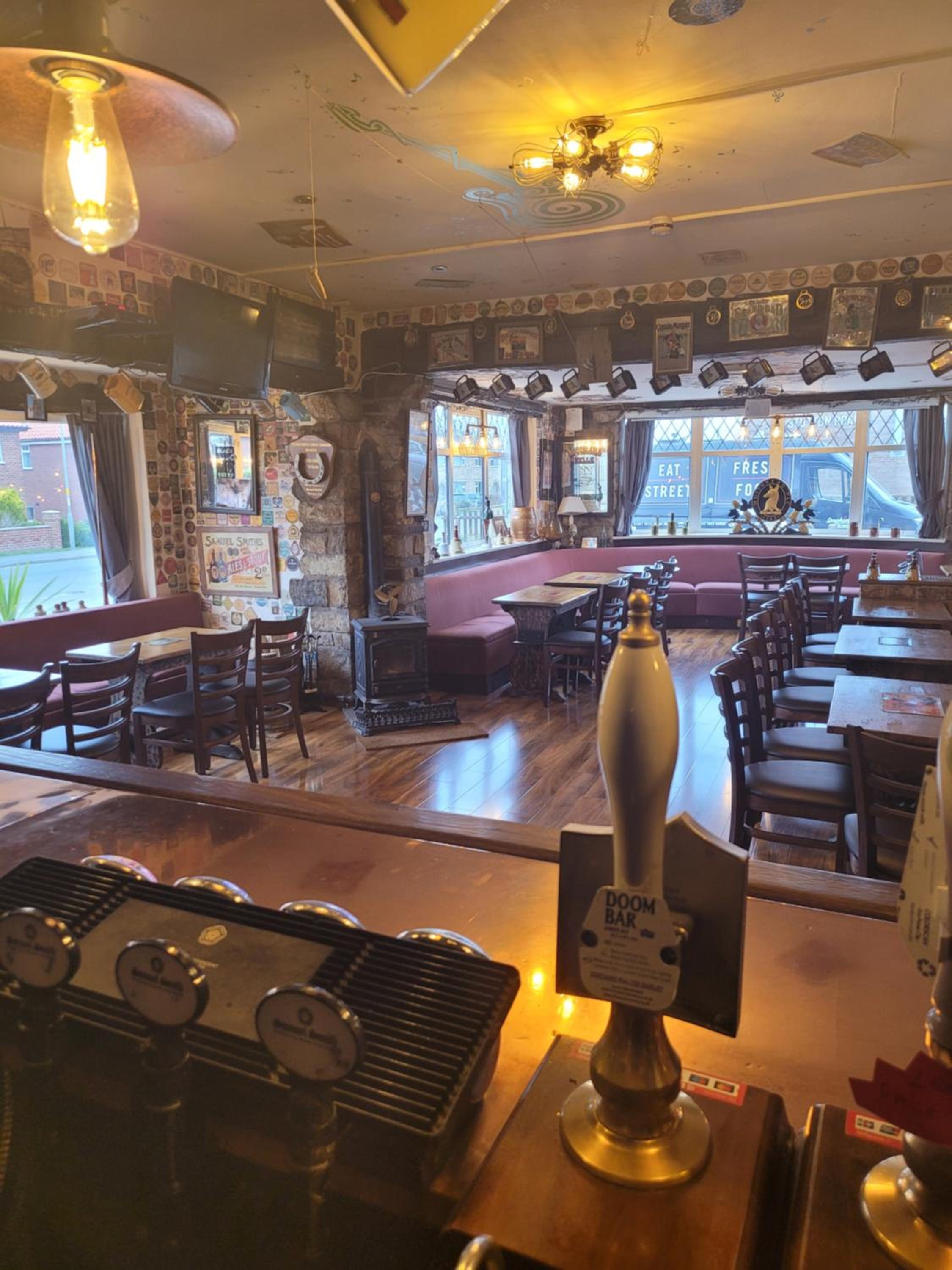 the jackdaw pub SELF CATERING STATIC CARAVAN free breakfast supplied, photo 70
