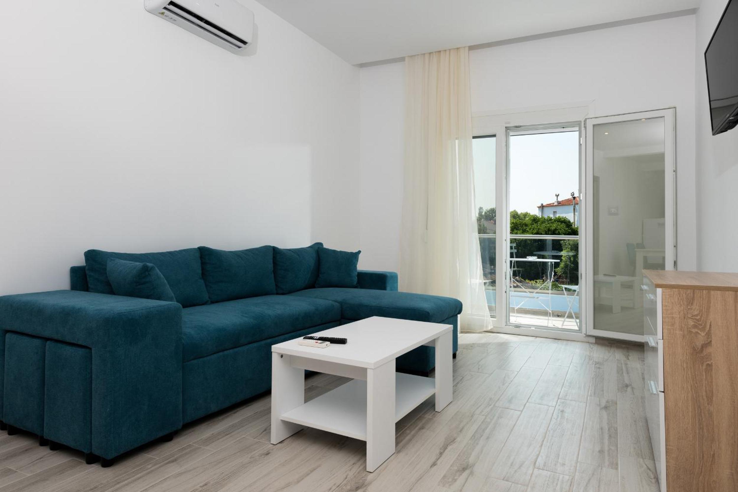 Diamanti Apartments Downtown Limenas Thasos view 3