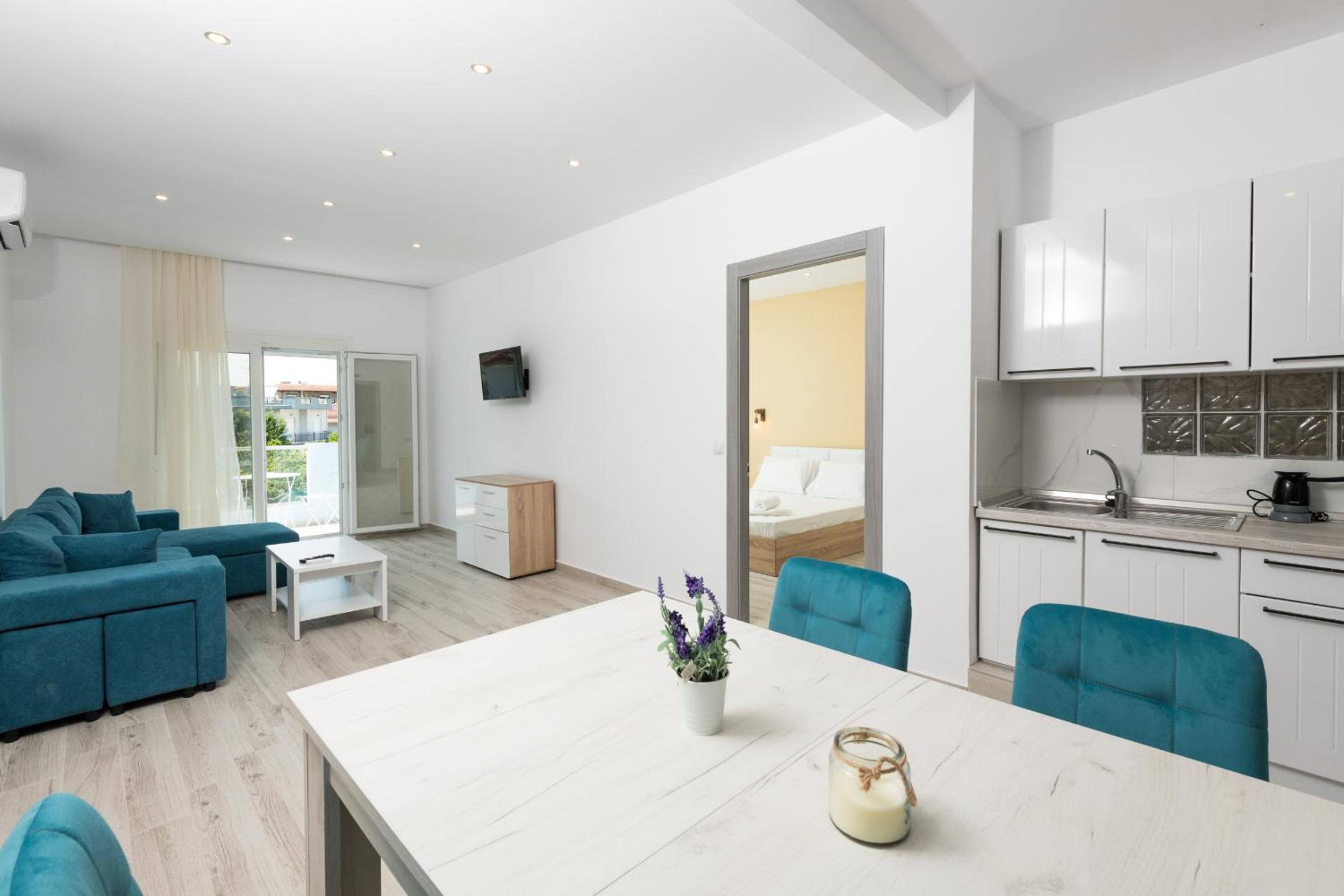 Diamanti Apartments Downtown Limenas Thasos view 5