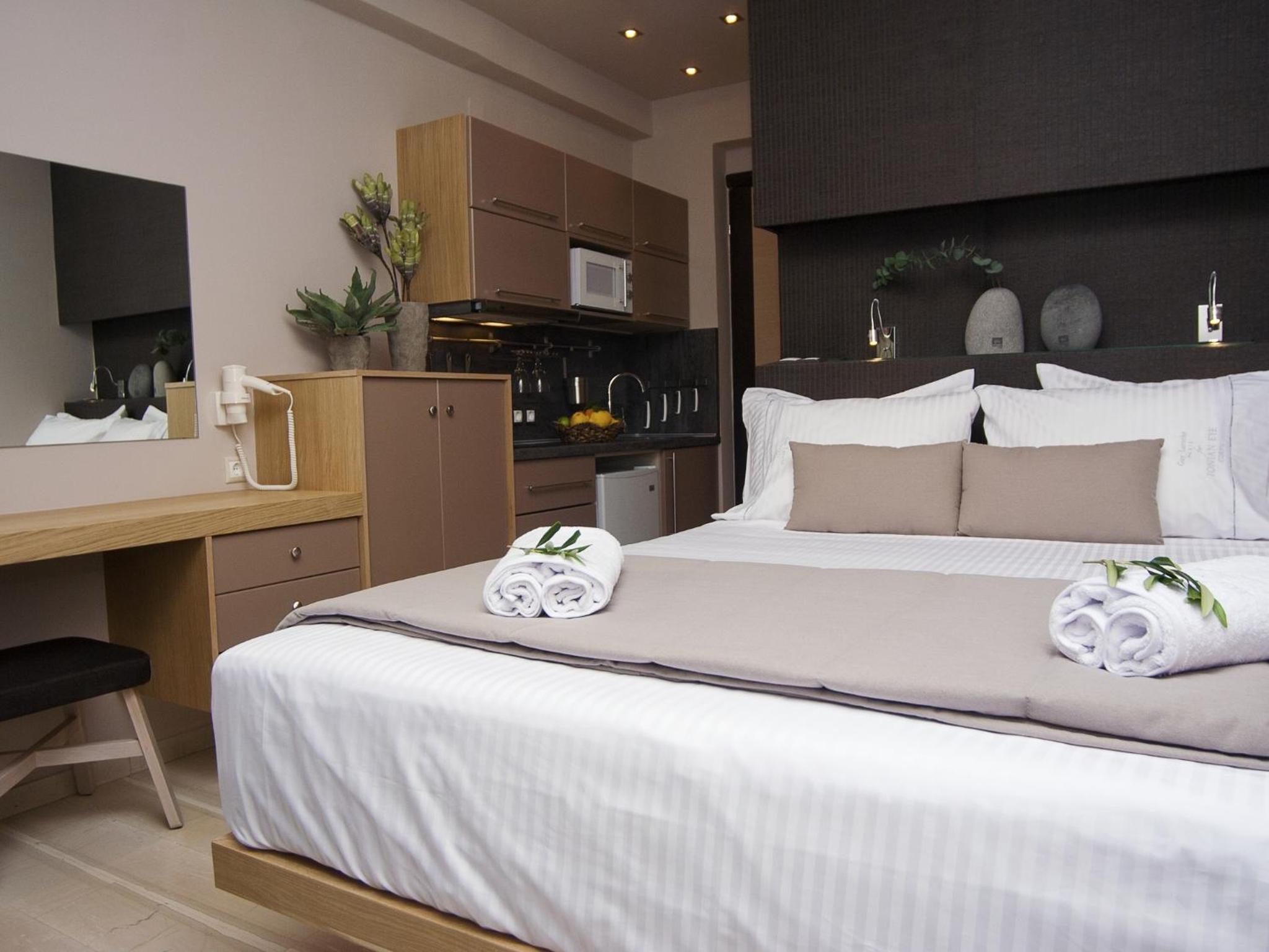 Ionian Eye Design Studios & Spa