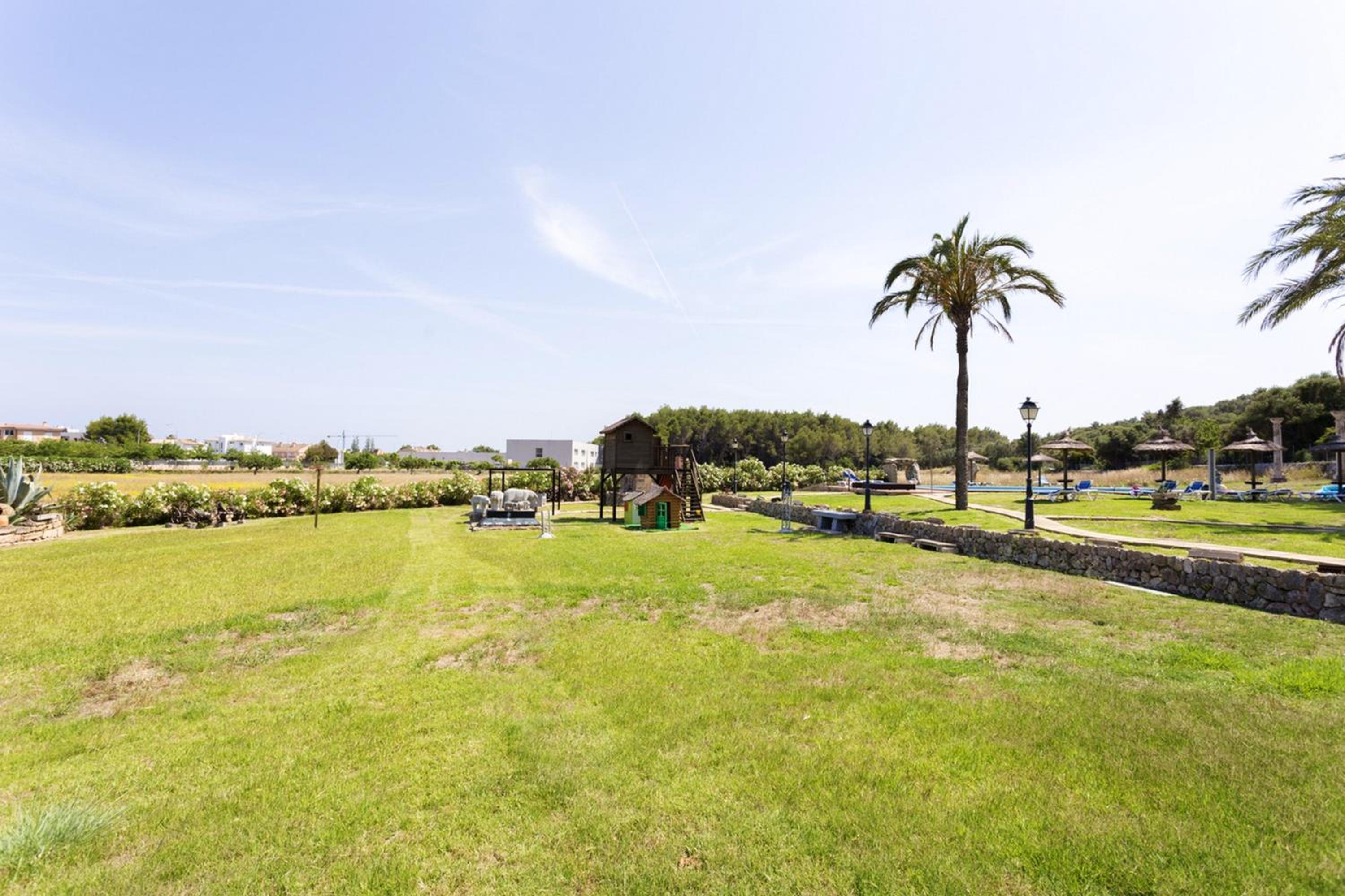 Spacious apartment in Pollenca with mountain view