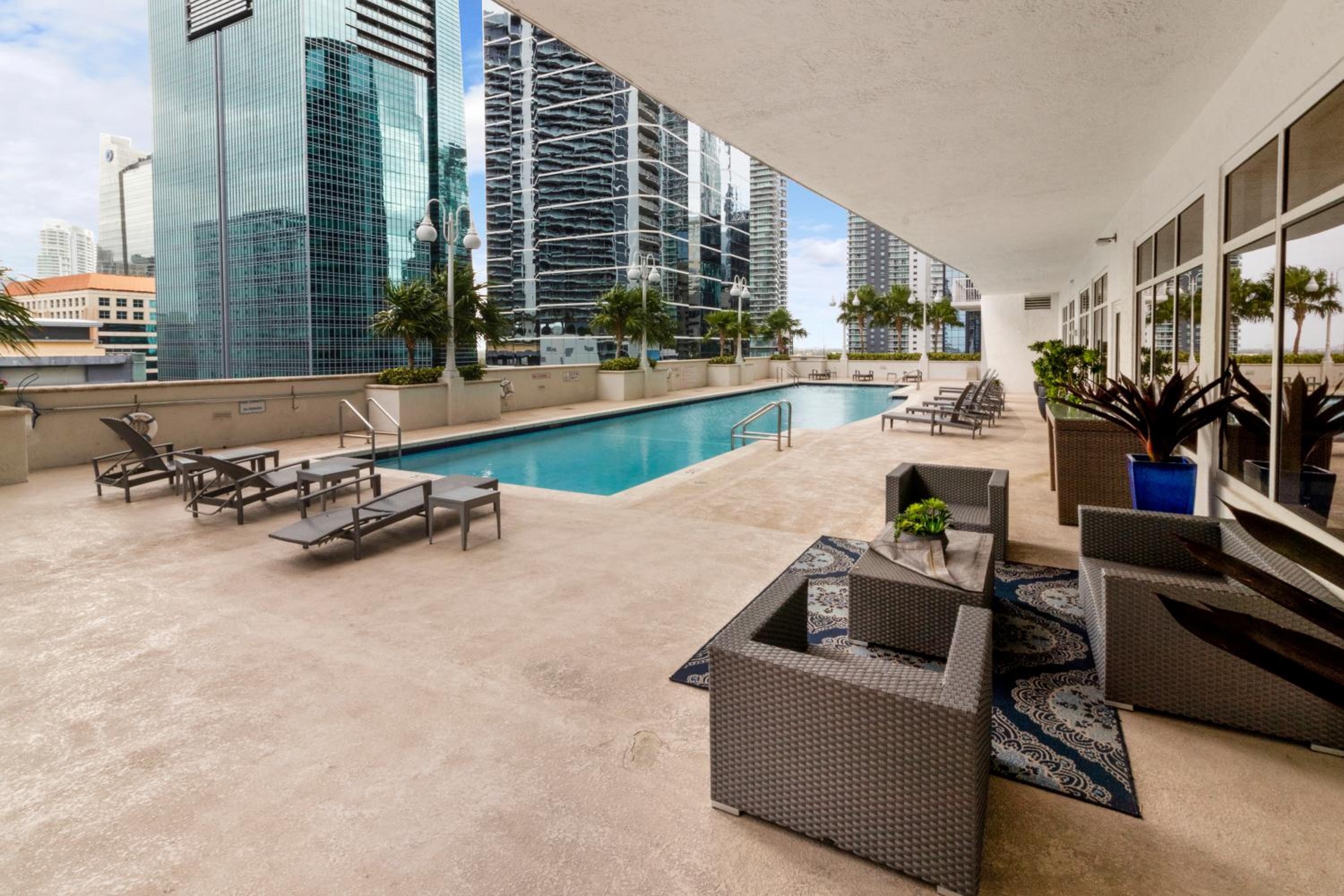 High Rise Brickell Modern Studio