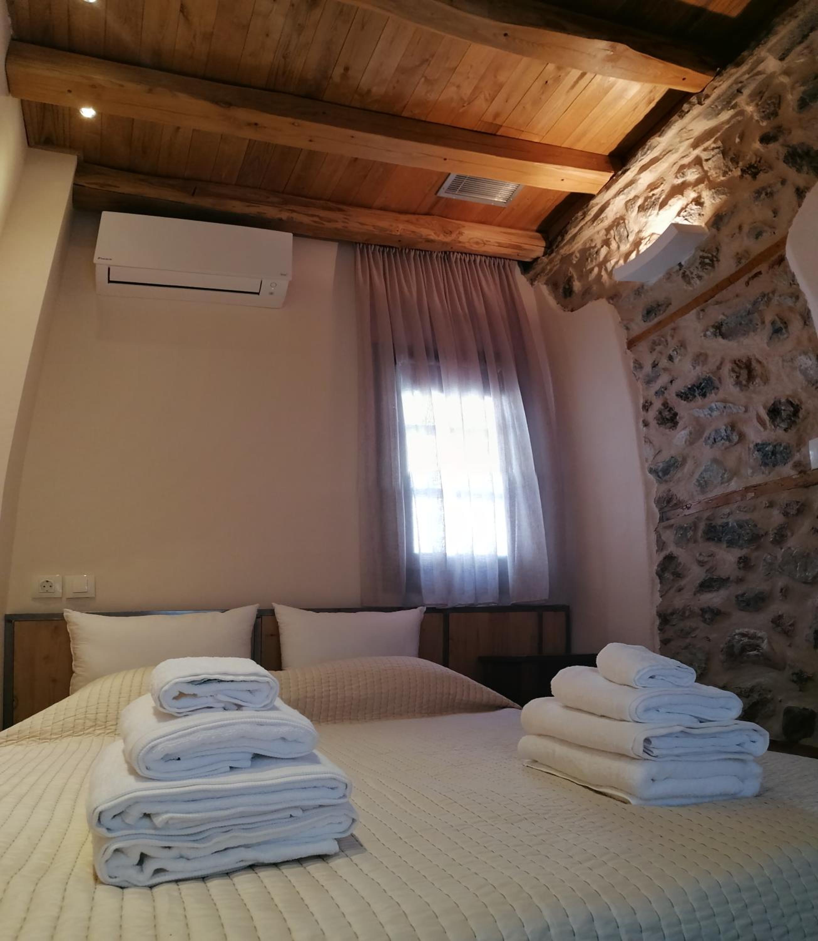 RiverBed Traditional Guest House photo 2