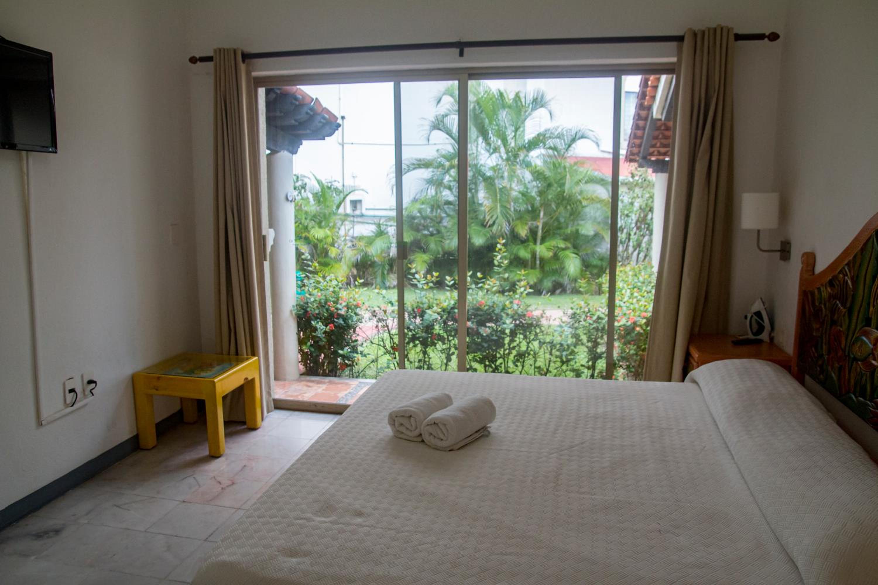 Aca Suites Ixtapa