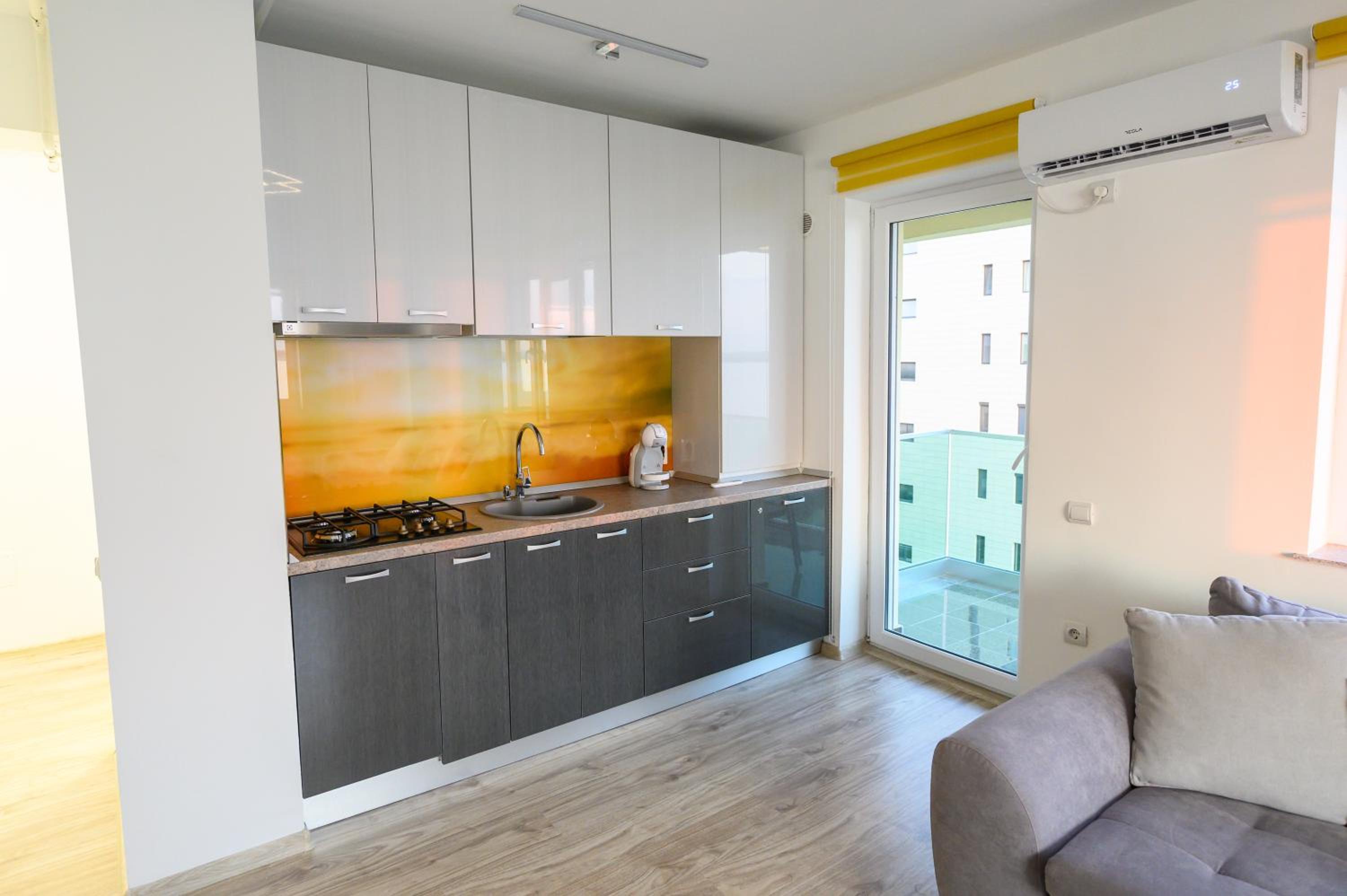 Sunset Lake Apartament Mamaia view 4