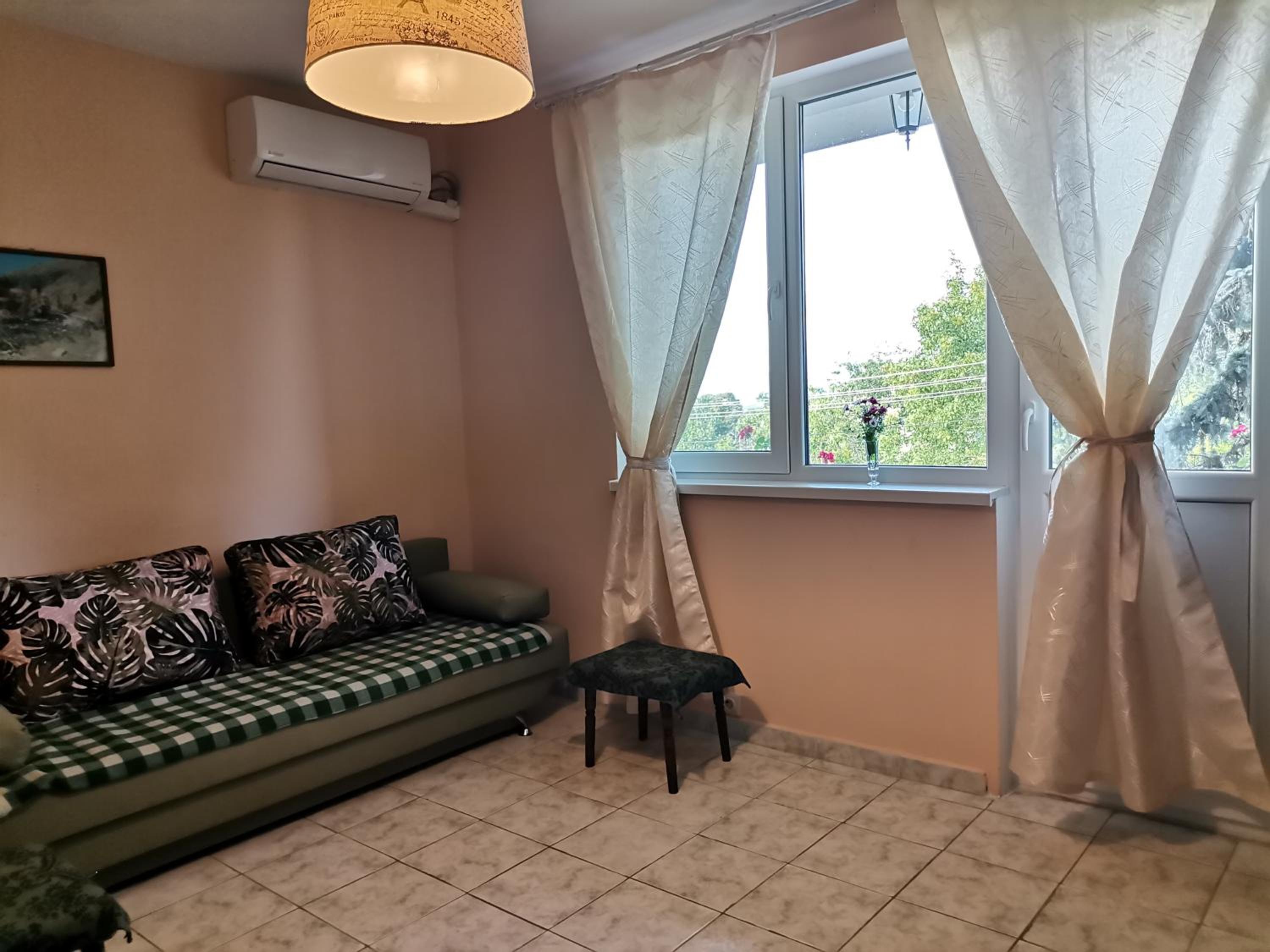Guest House 51
