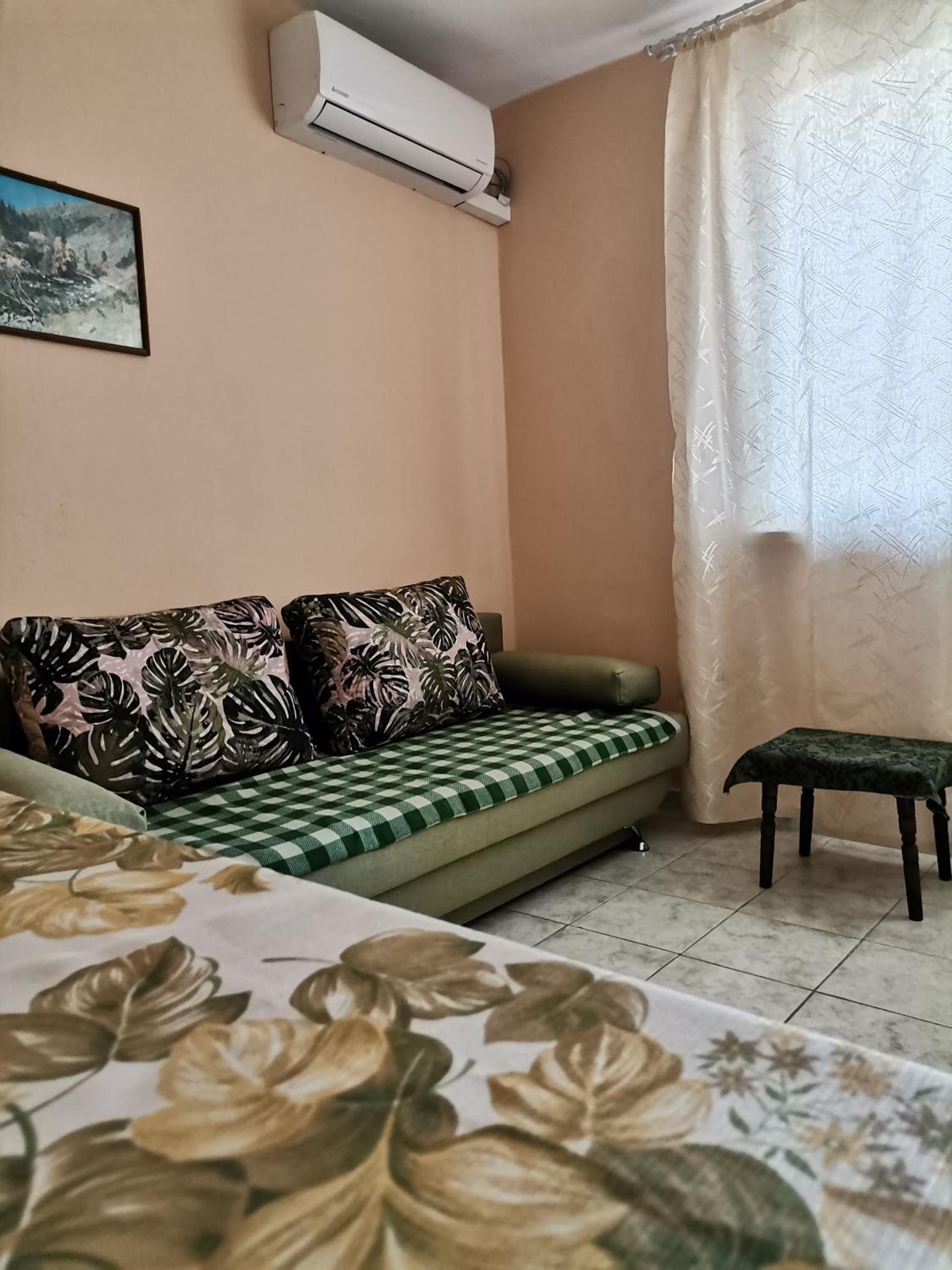 Guest House 51