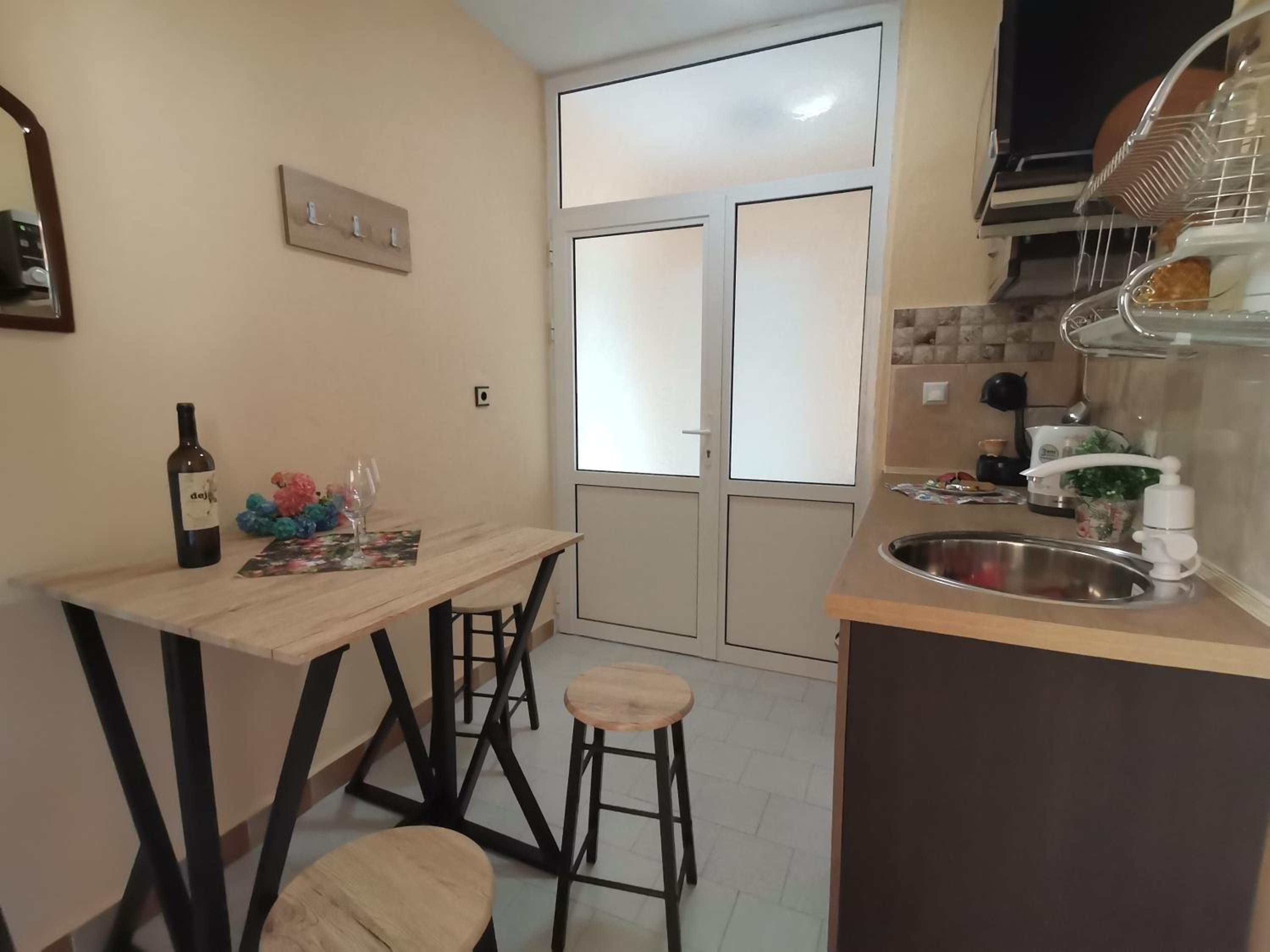 Guest House 51