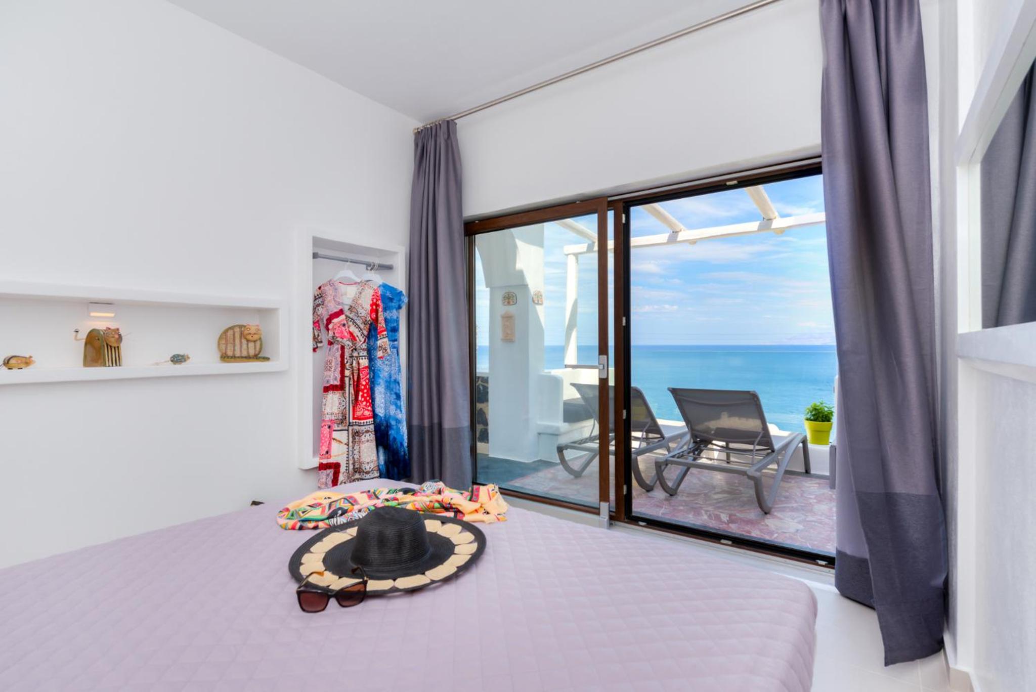 Moschatos Beach House photo 5