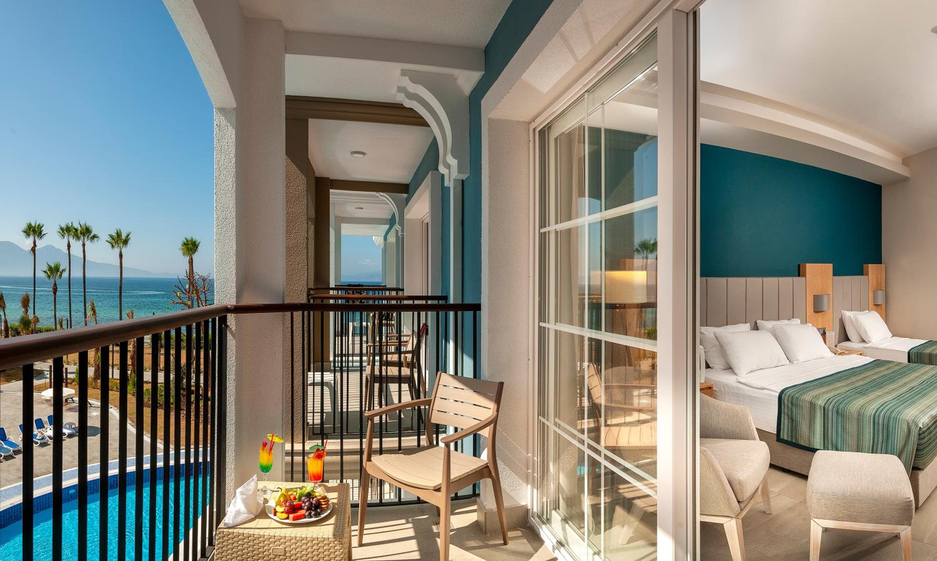 Balcony & Terrace