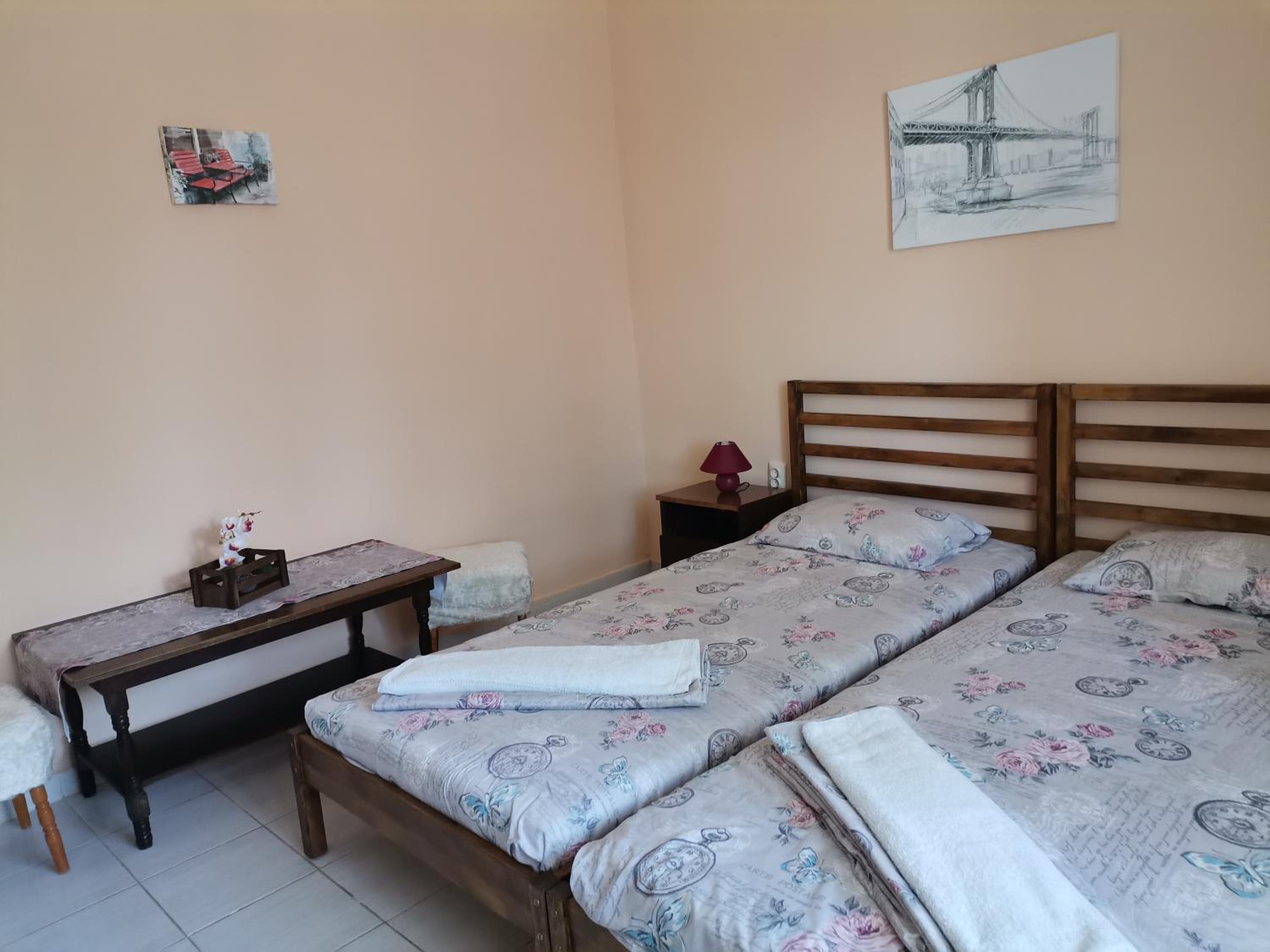 Guest House 51